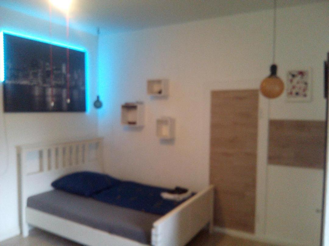 Apartment with Balcony - Photo 20