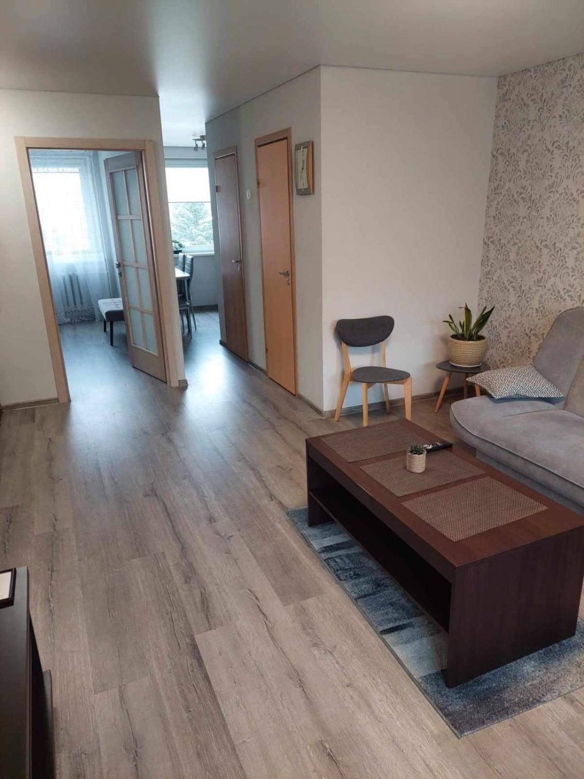 One-Bedroom Apartment photo 1