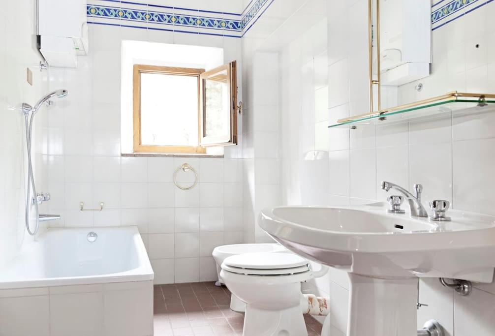 Two-Bedroom Apartment photo 2