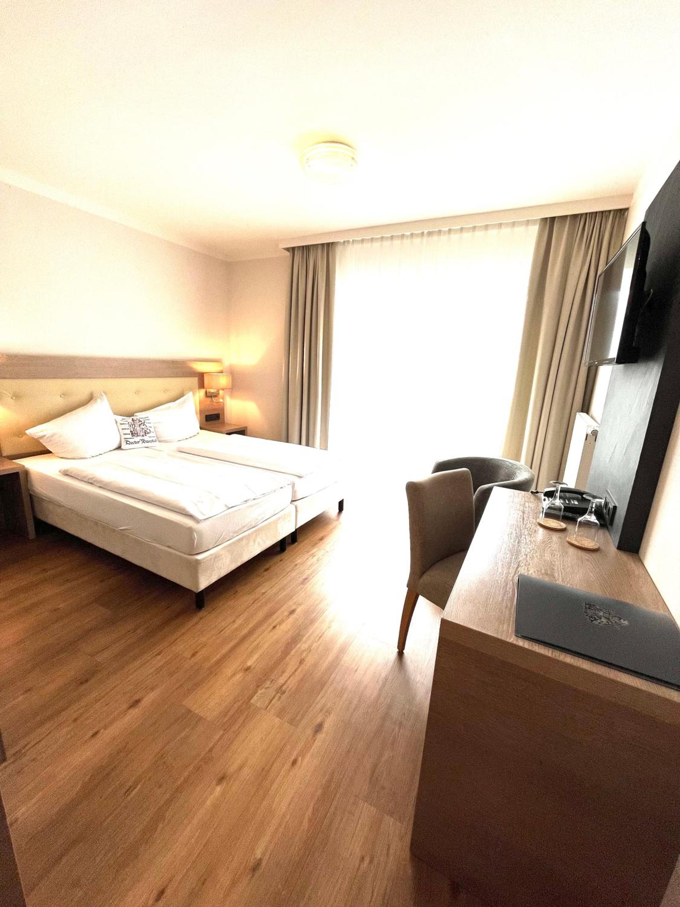 Double Room - Photo 13