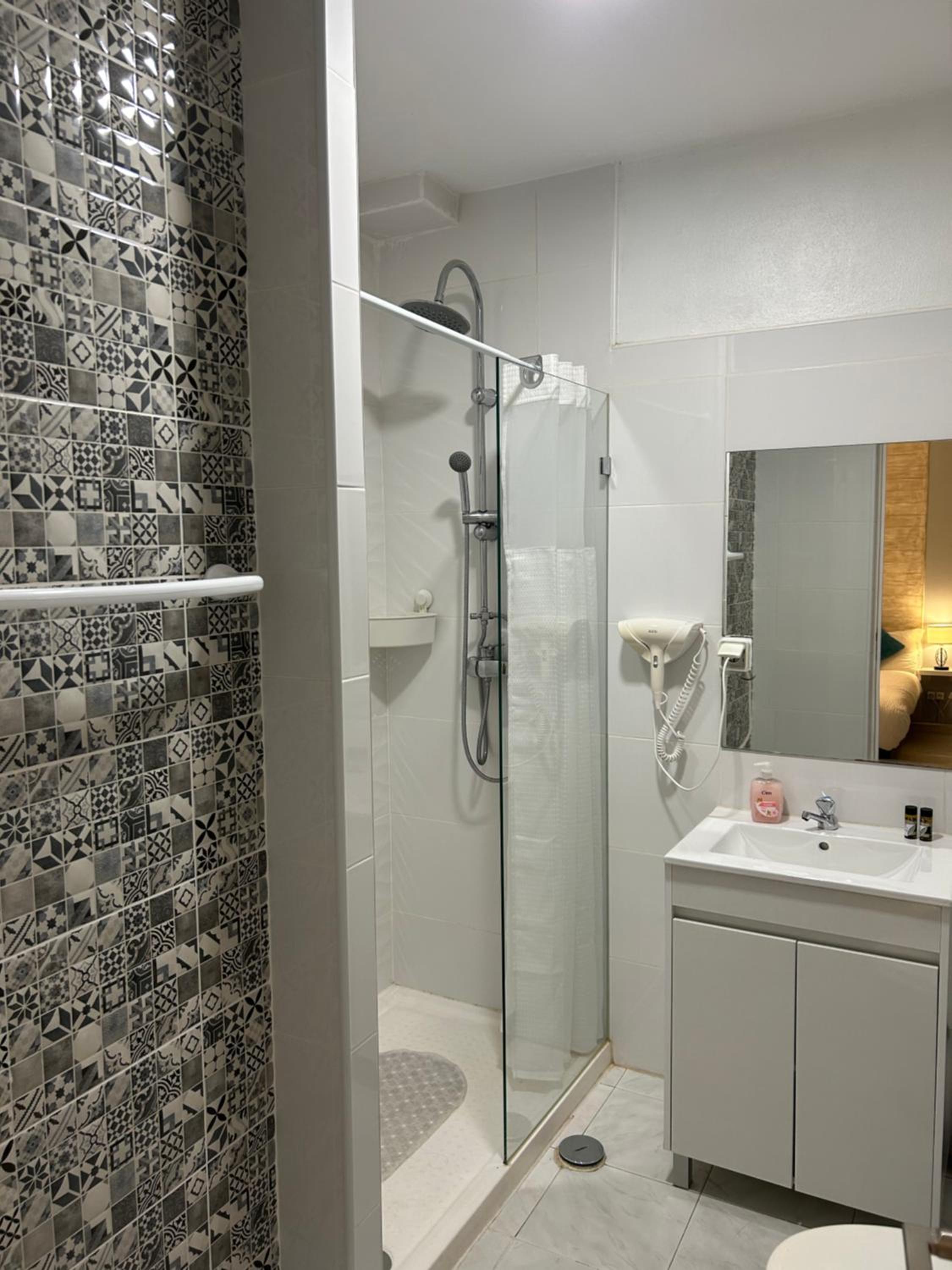 Large Double Room photo 3