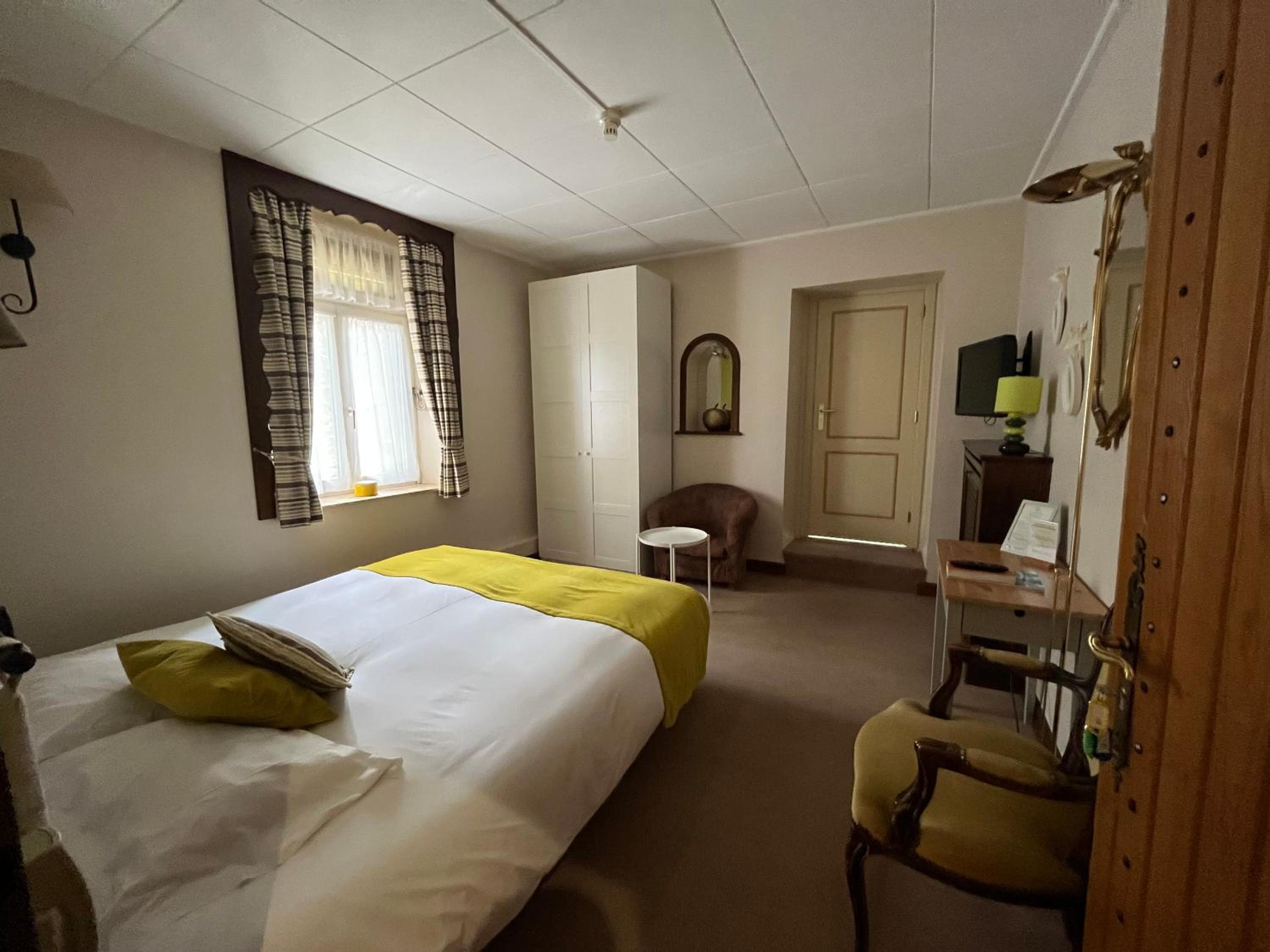 Classic Double Room - Photo 1
