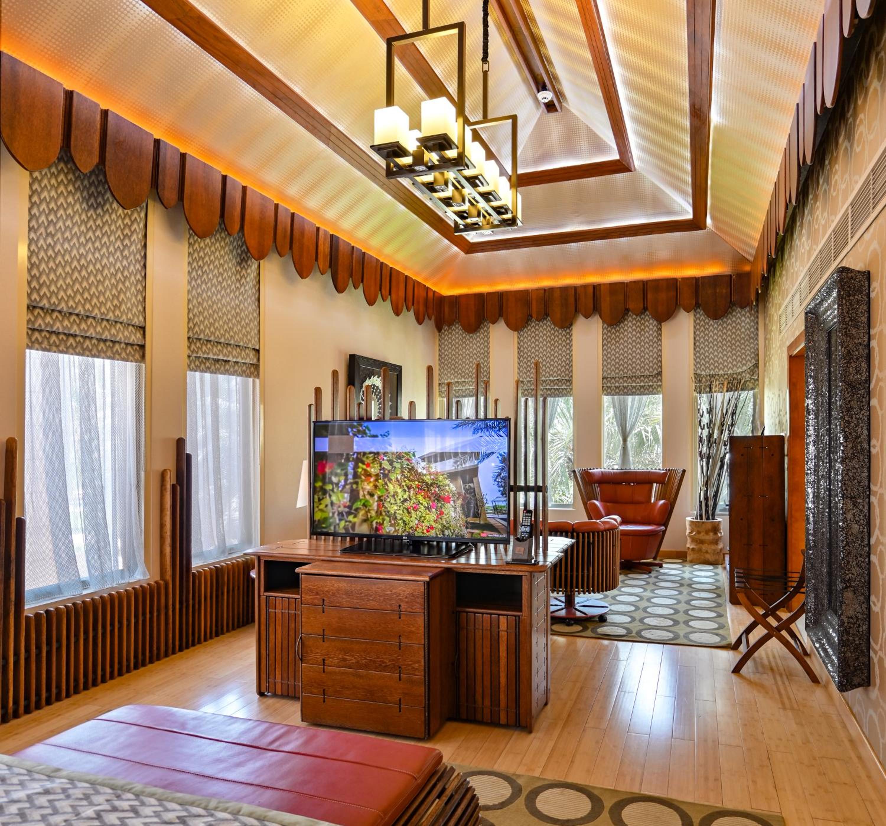 Four Suites Villa