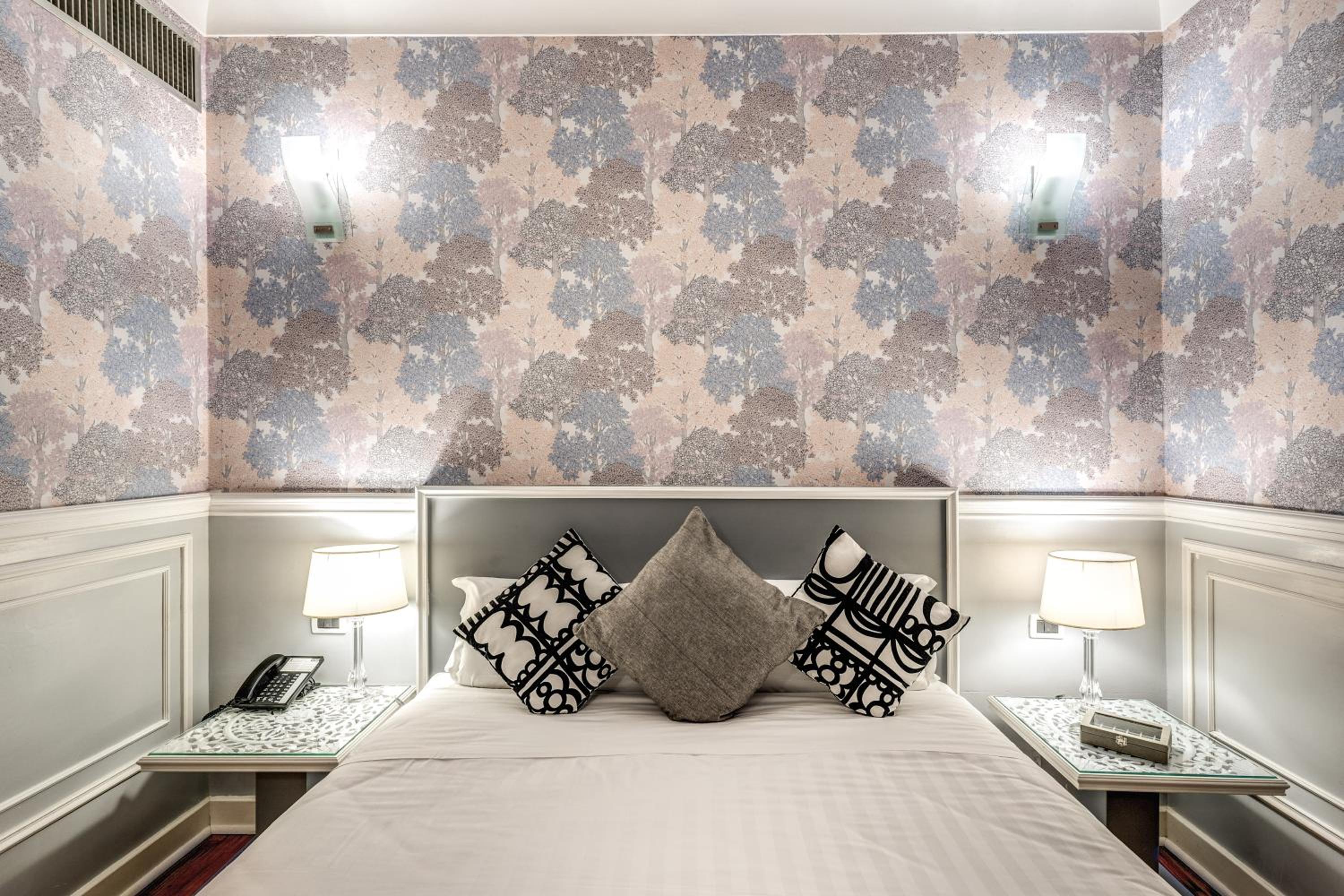 King Room with Garden View photo 3