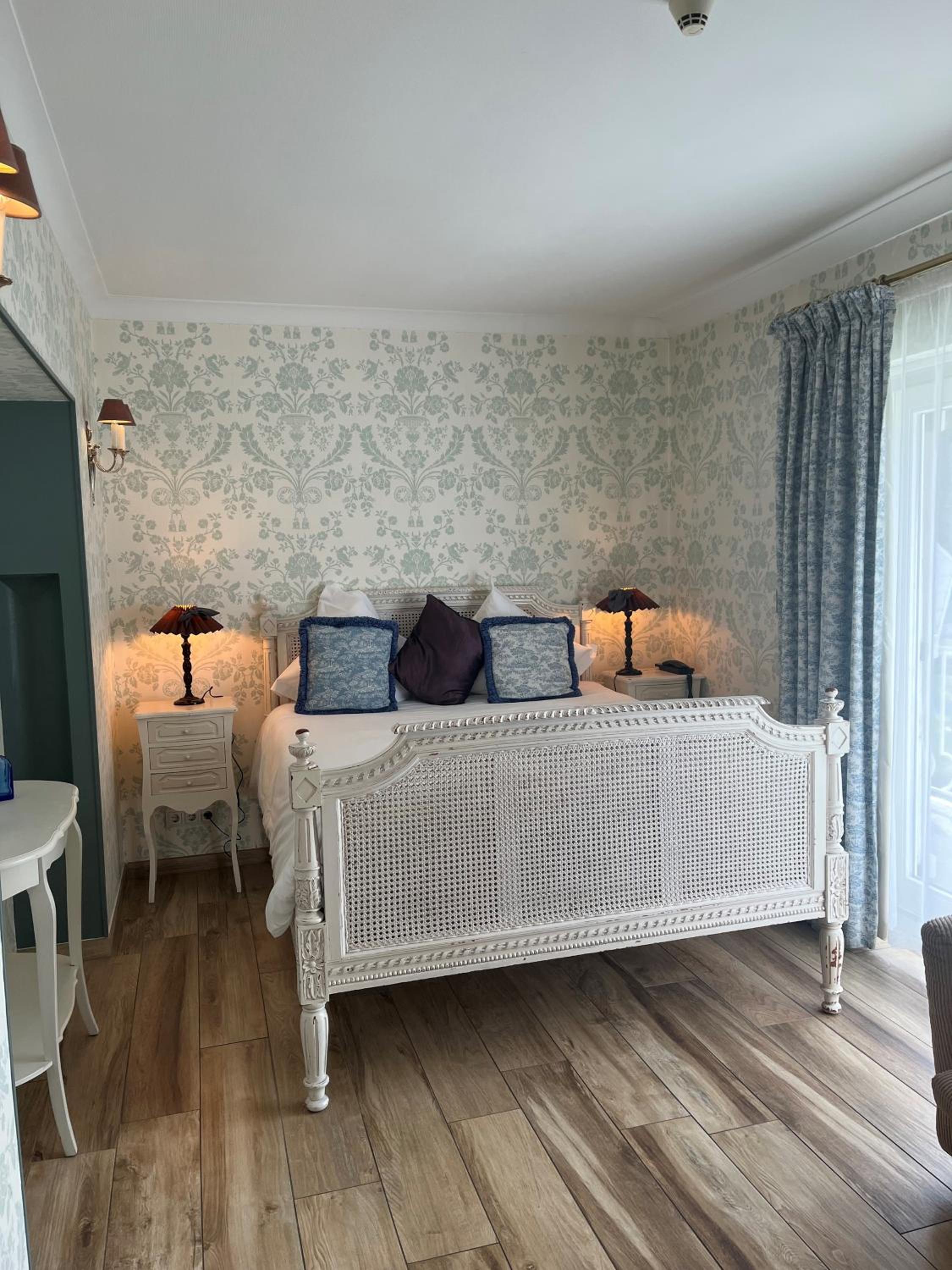 Double Room with Garden View - Photo 26
