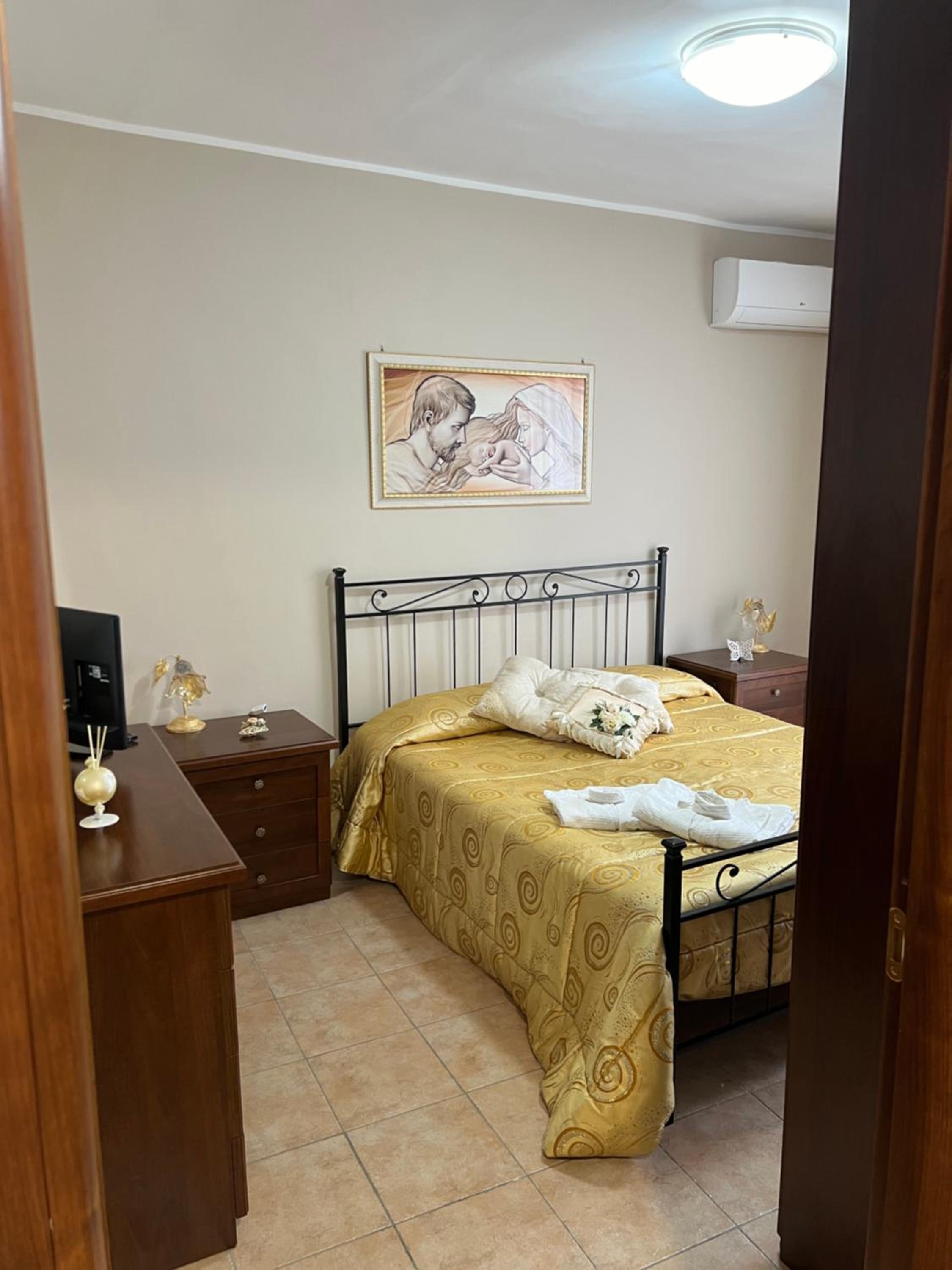 Two-Bedroom Apartment photo 1