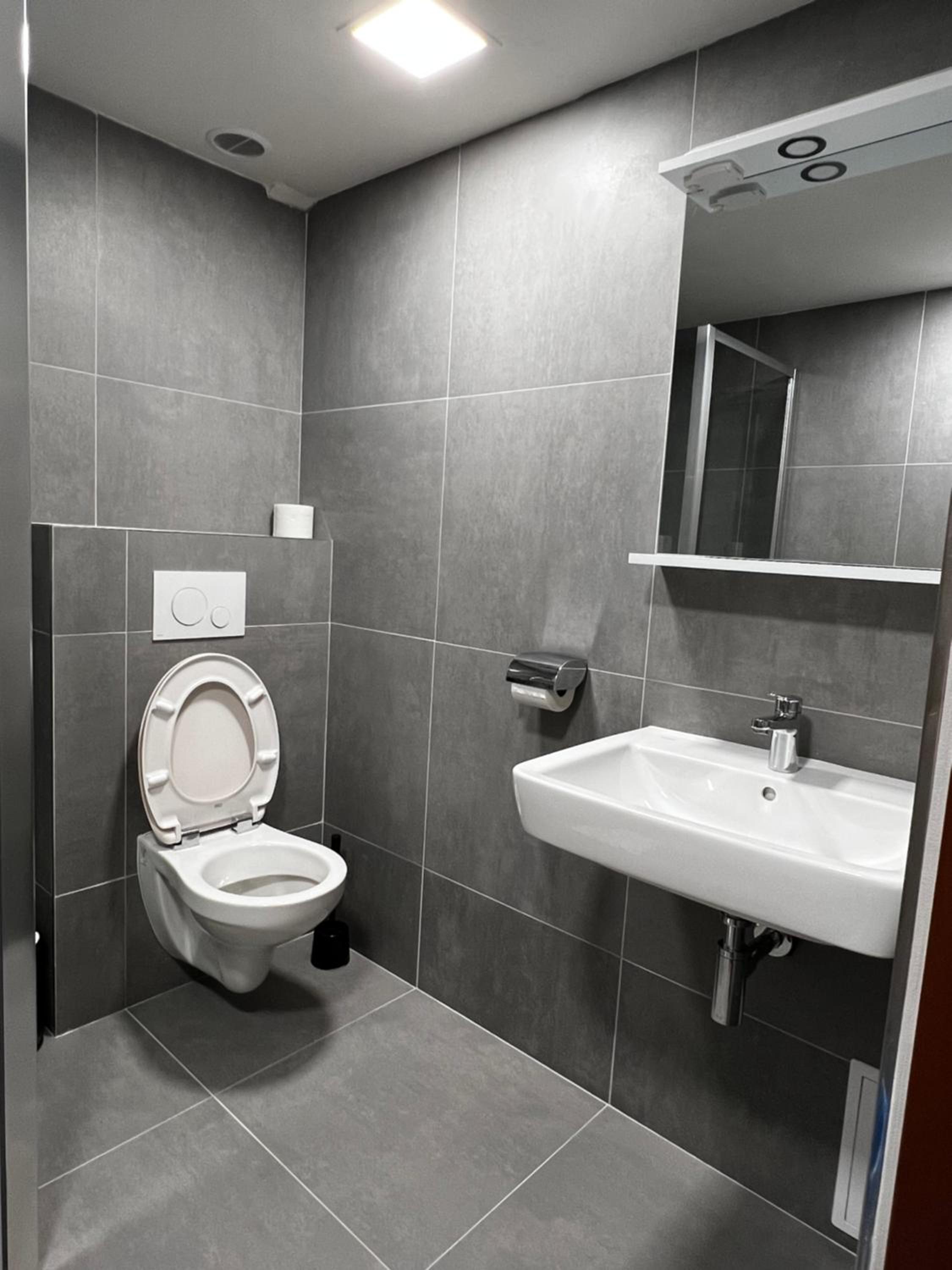 Double or Twin Room photo 3
