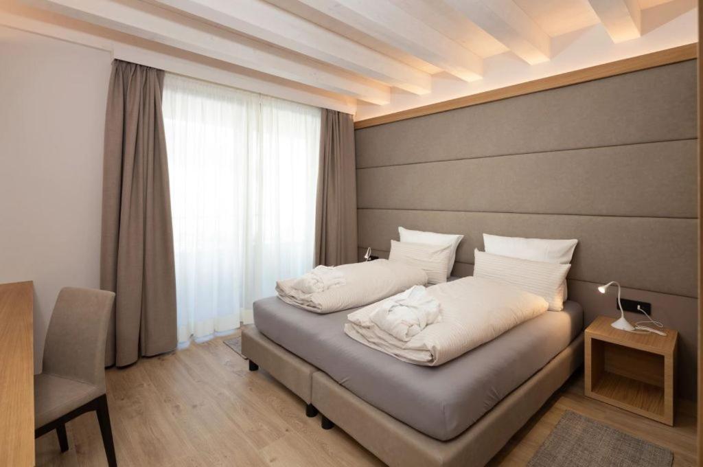 Deluxe Room - Photo 3