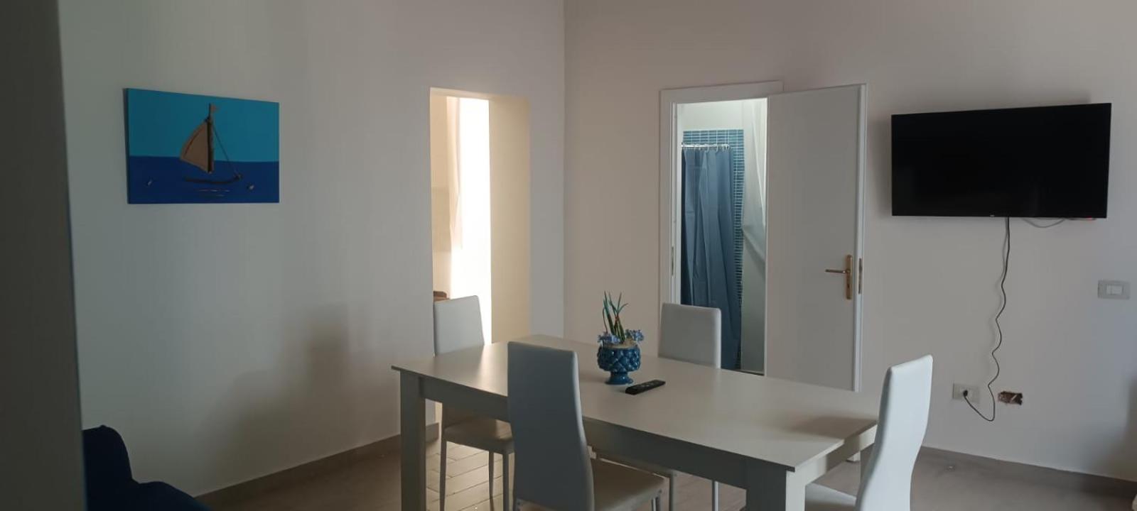 Two-Bedroom Family Apartment photo 3