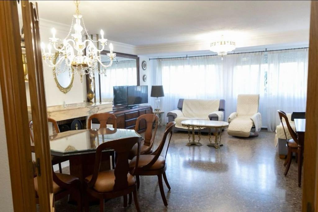 Casa de tres habitaciones