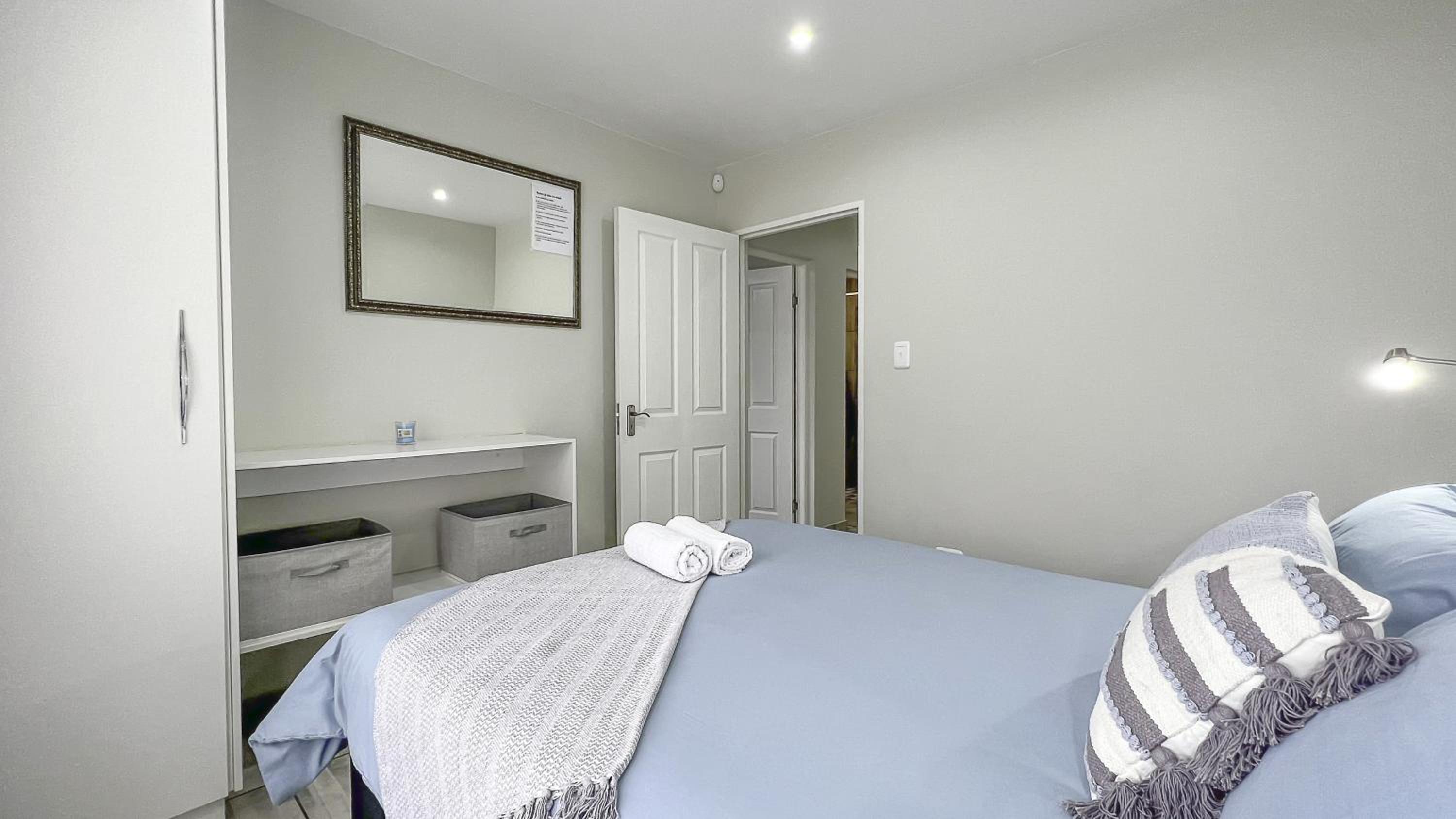 One-Bedroom Apartment - Photo 21