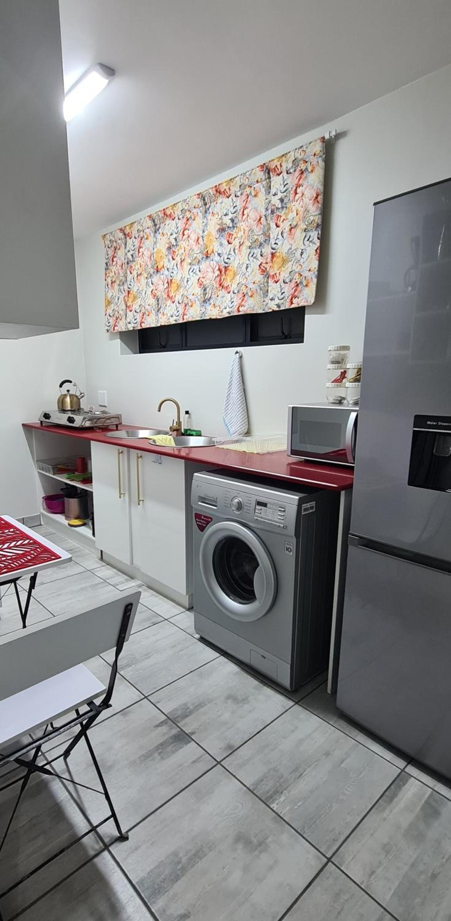 One-Bedroom Apartment - Photo 22