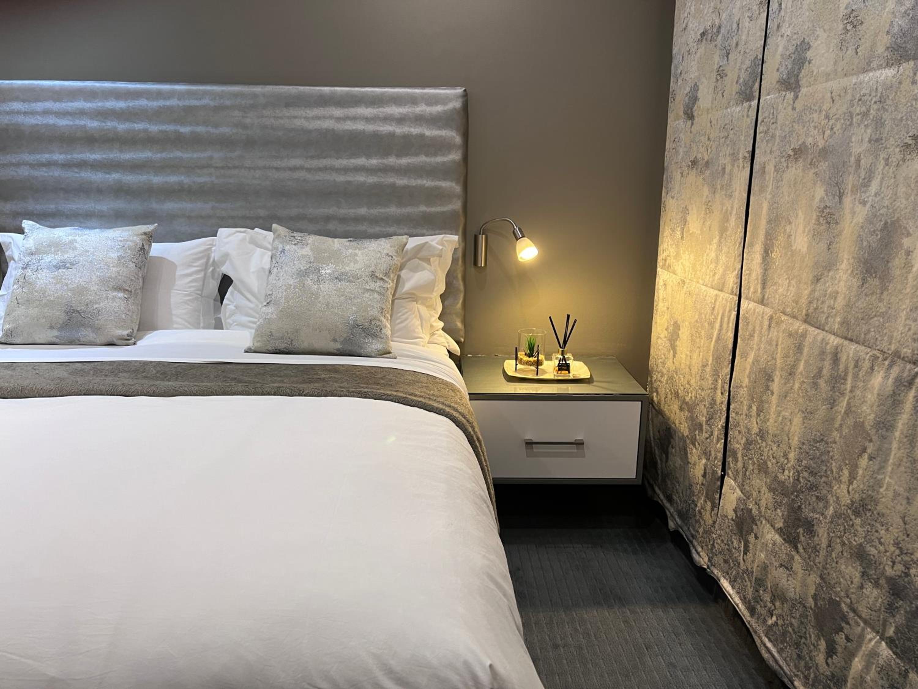 Queen Room - Photo 6