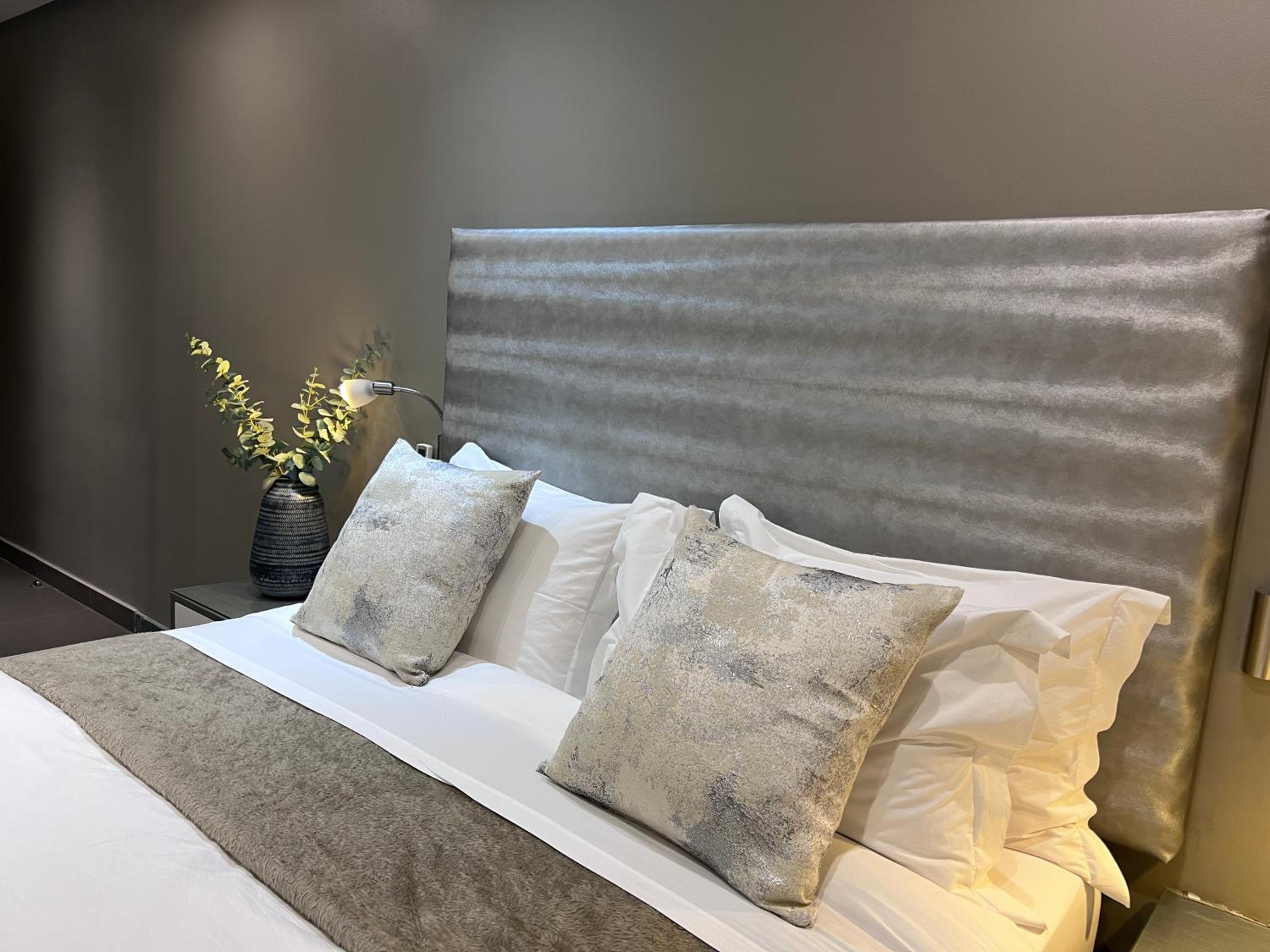 Queen Room - Photo 5