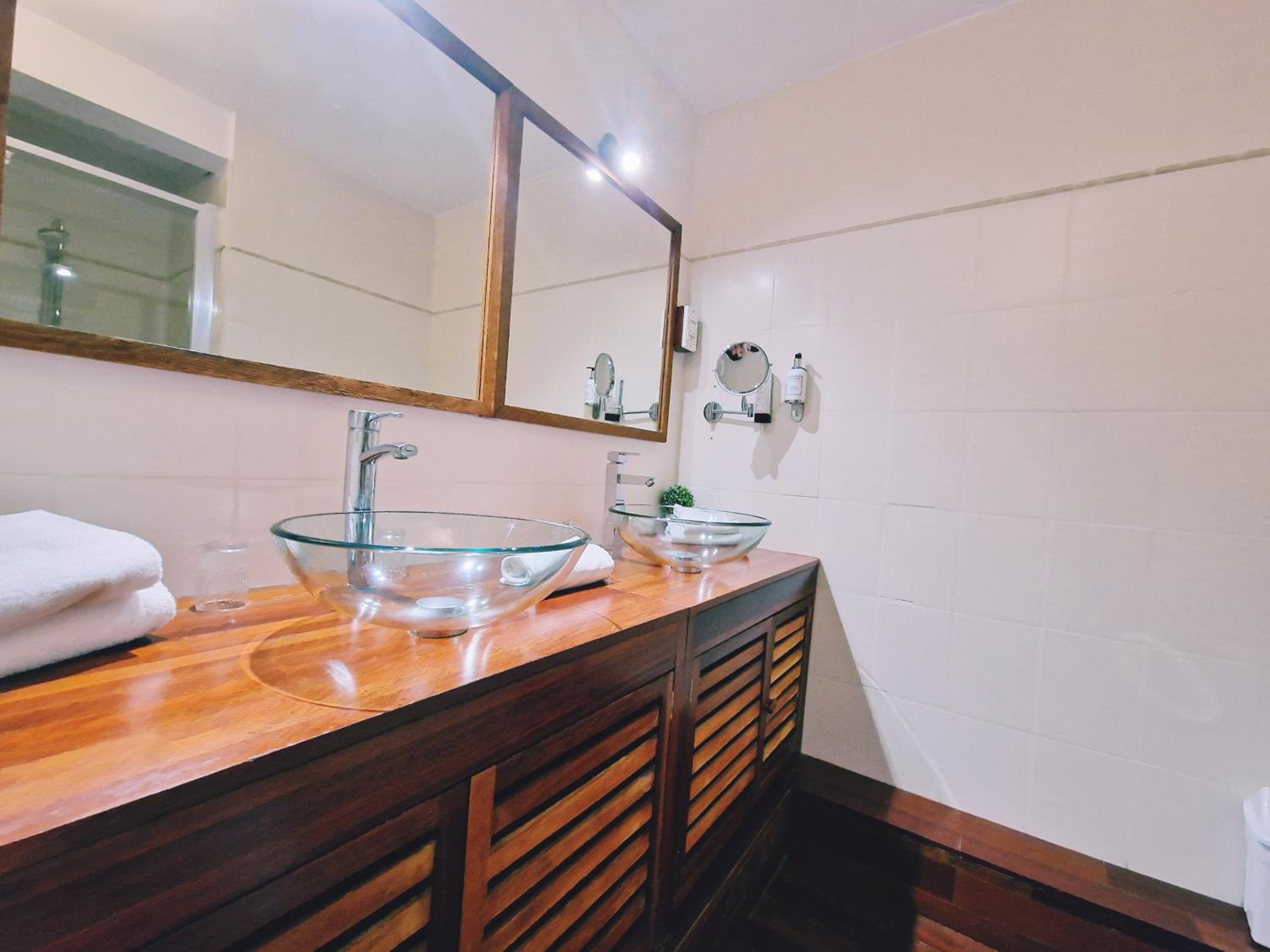 Quadruple Room - Photo 5