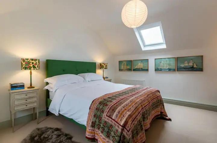 Two-Bedroom House photo 2