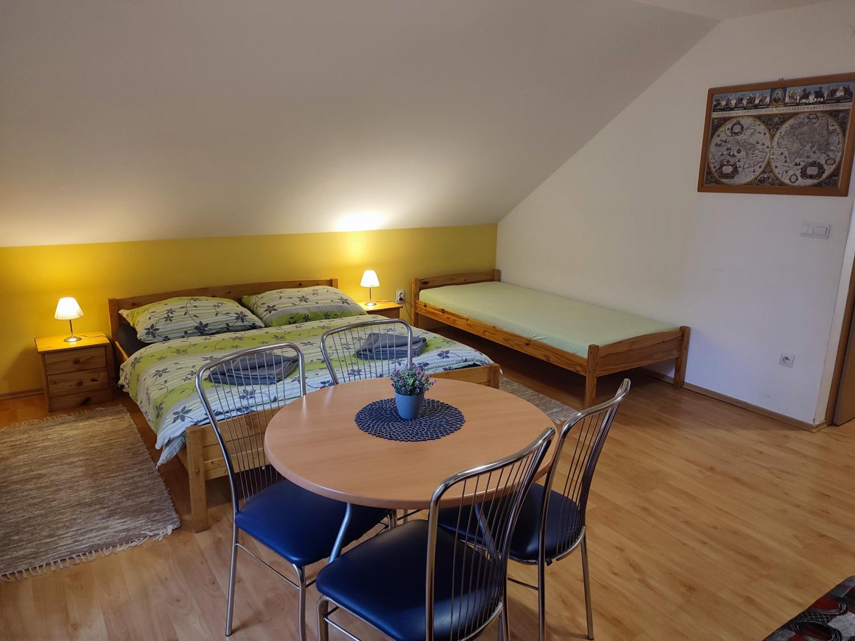 Apartment with View and Balcony - Photo 7