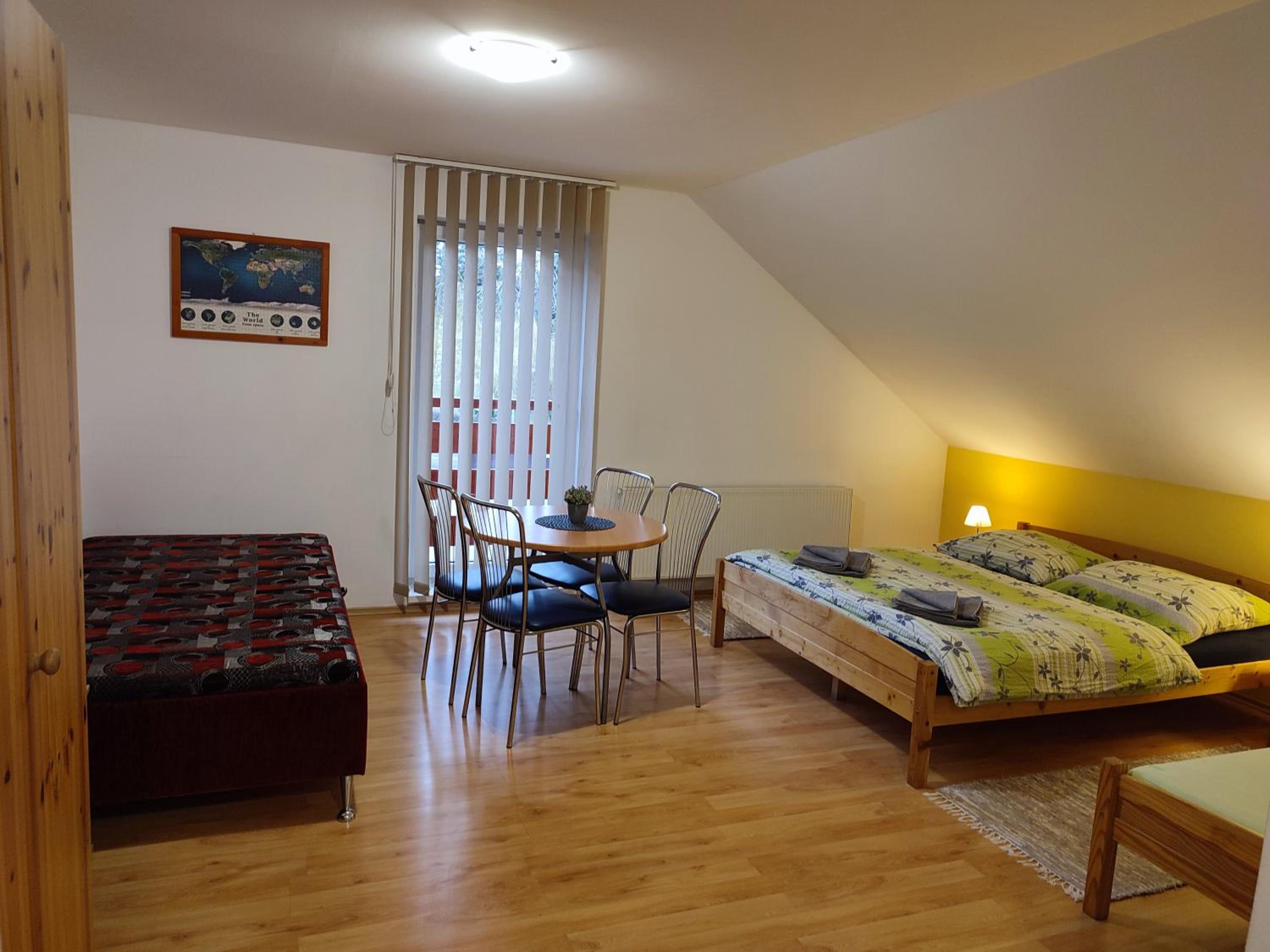 Apartment with View and Balcony - Photo 6