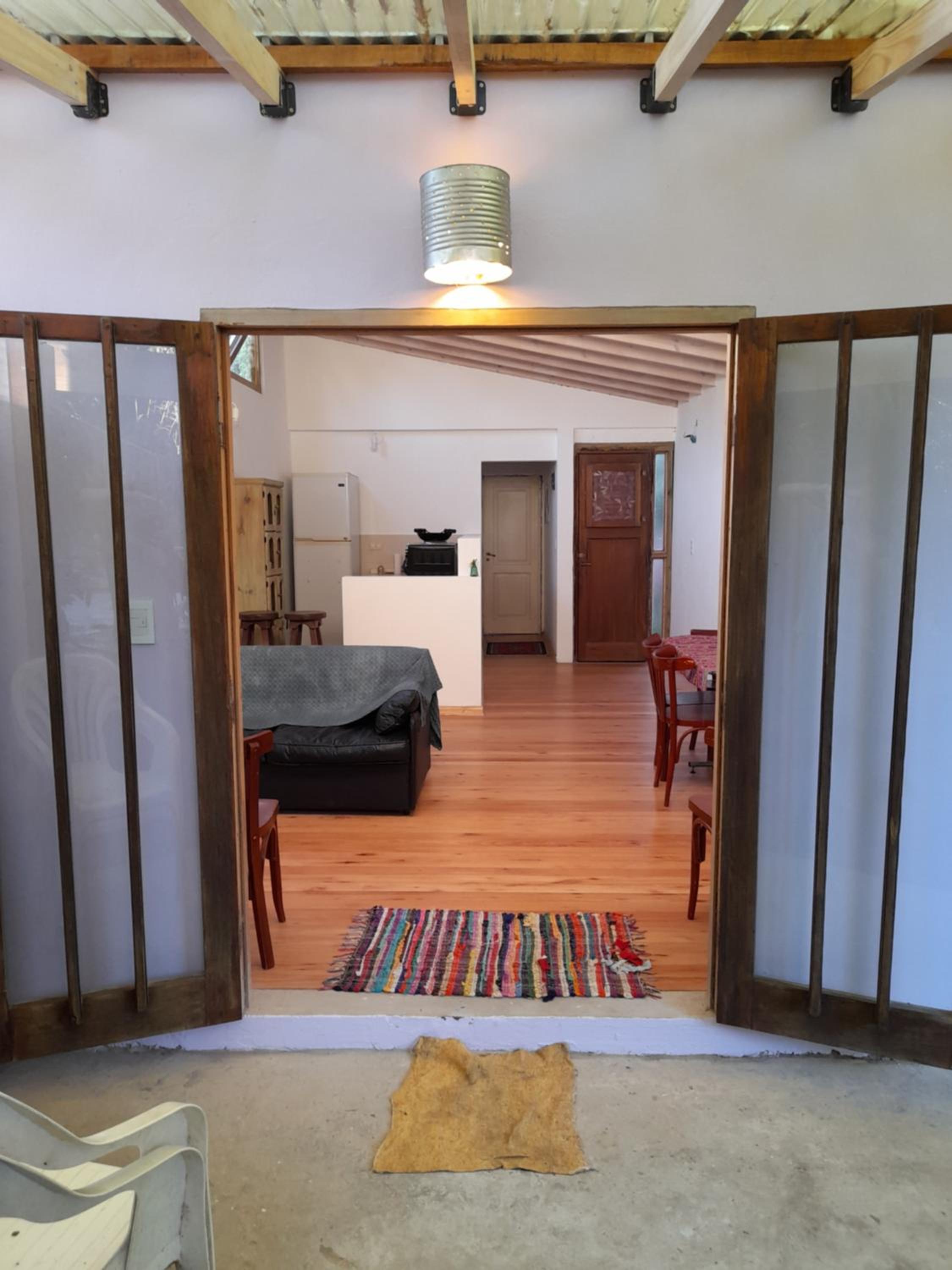 One-Bedroom House photo 1