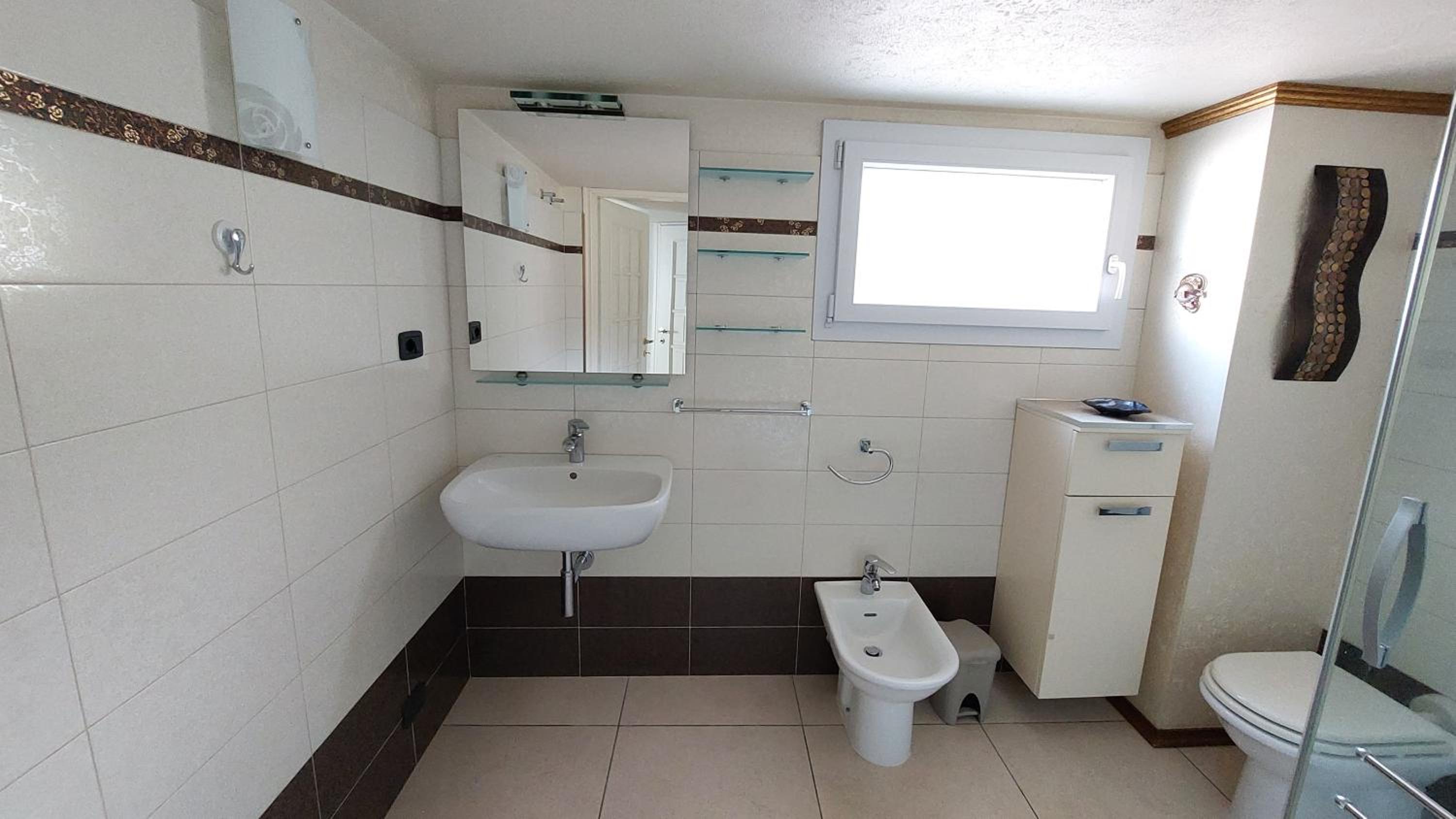 Two-Bedroom House photo 2