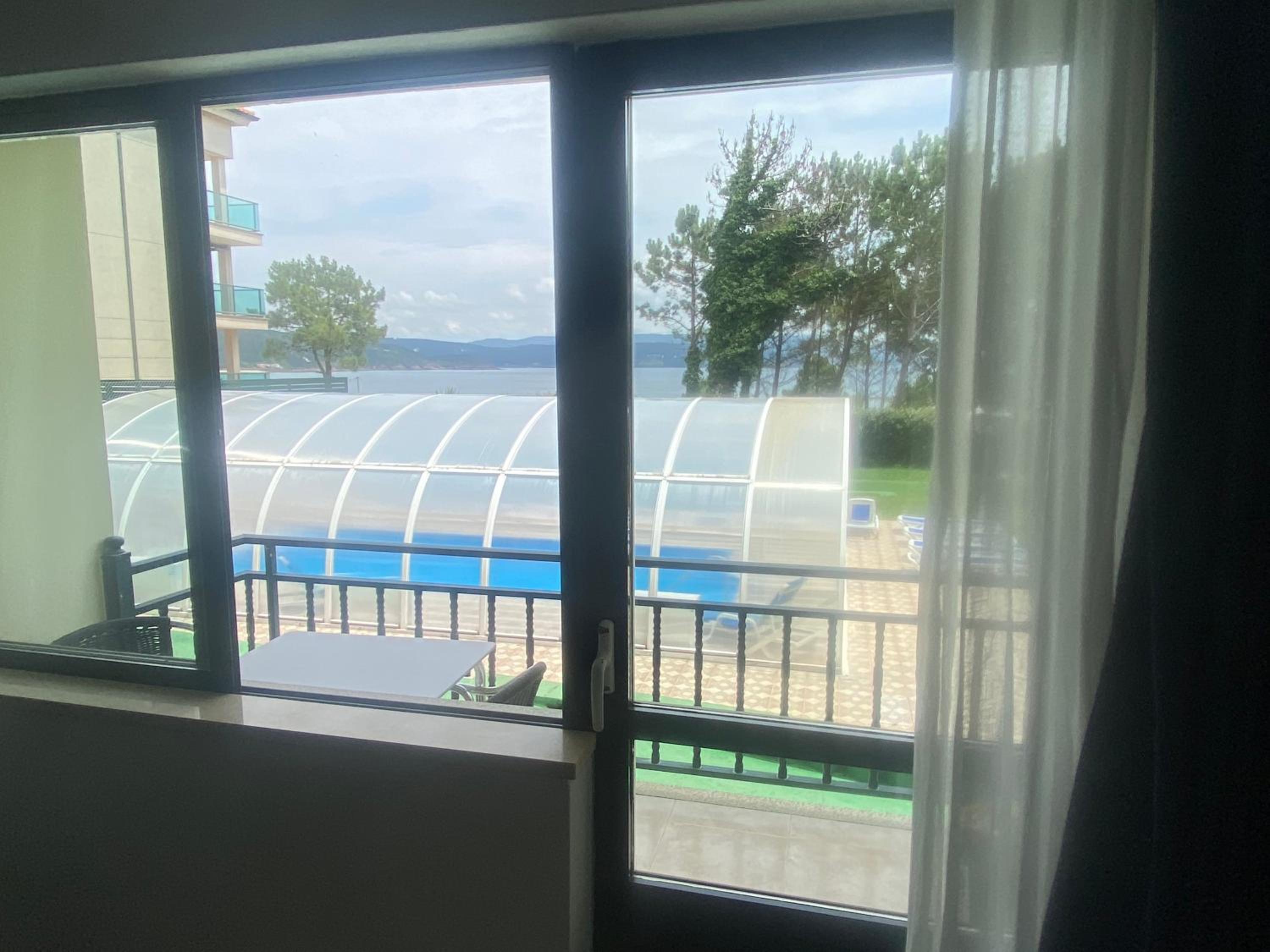 Apartment with Sea View - Photo 3