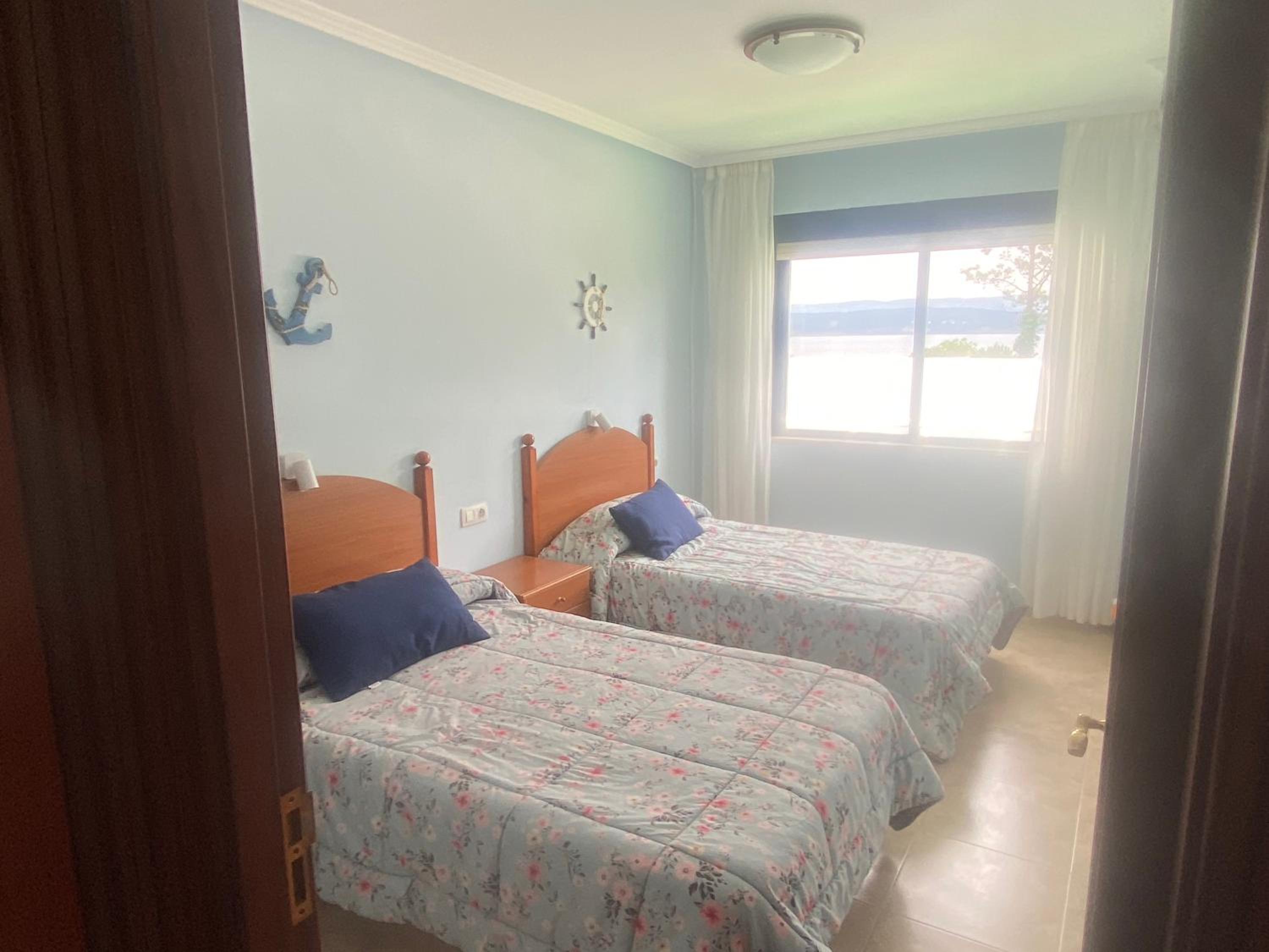 Apartment with Sea View - Photo 25