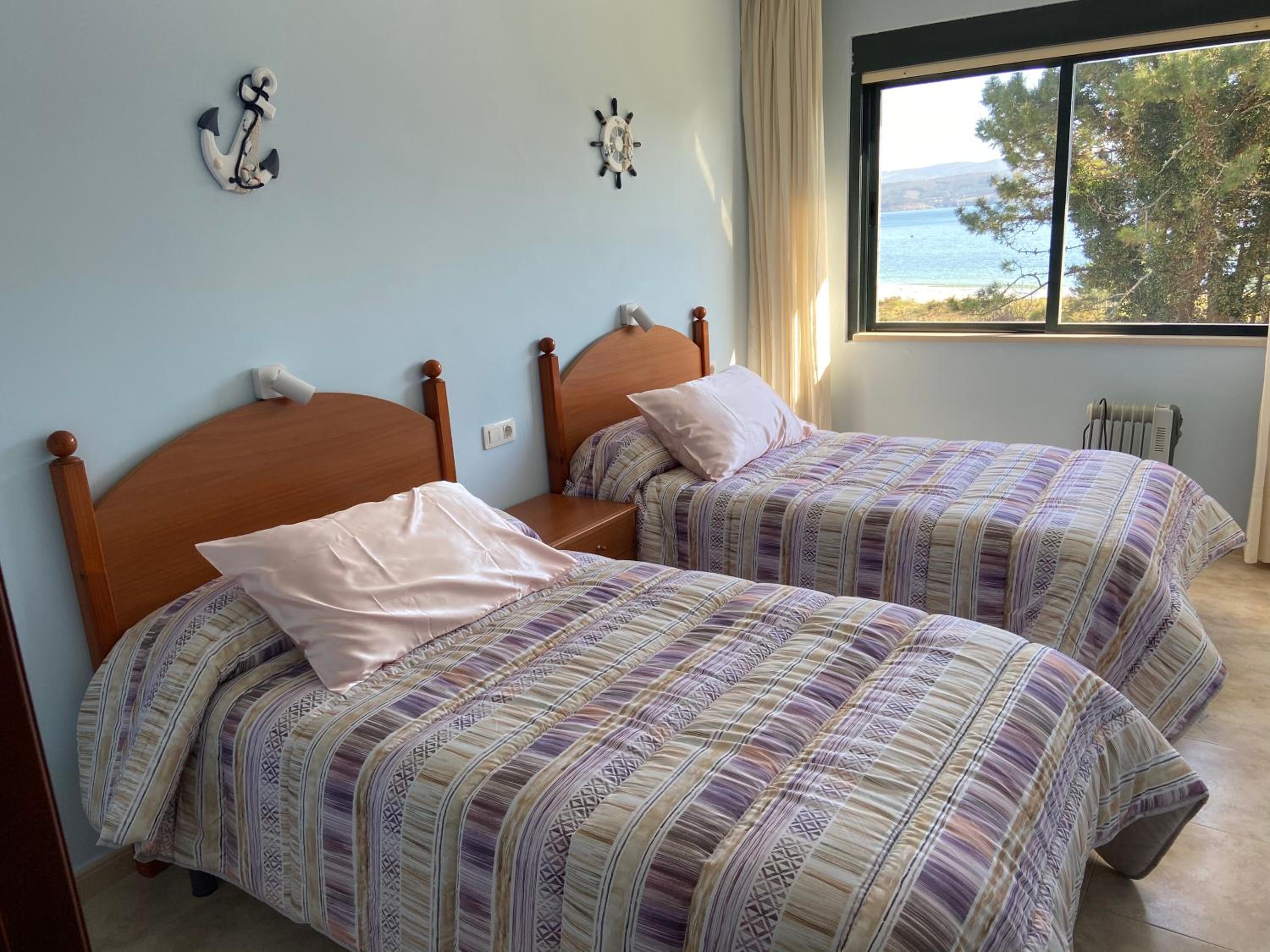 Apartment with Sea View - Photo 17
