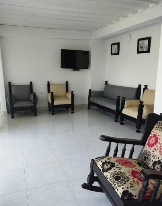 Four-Bedroom House photo 1