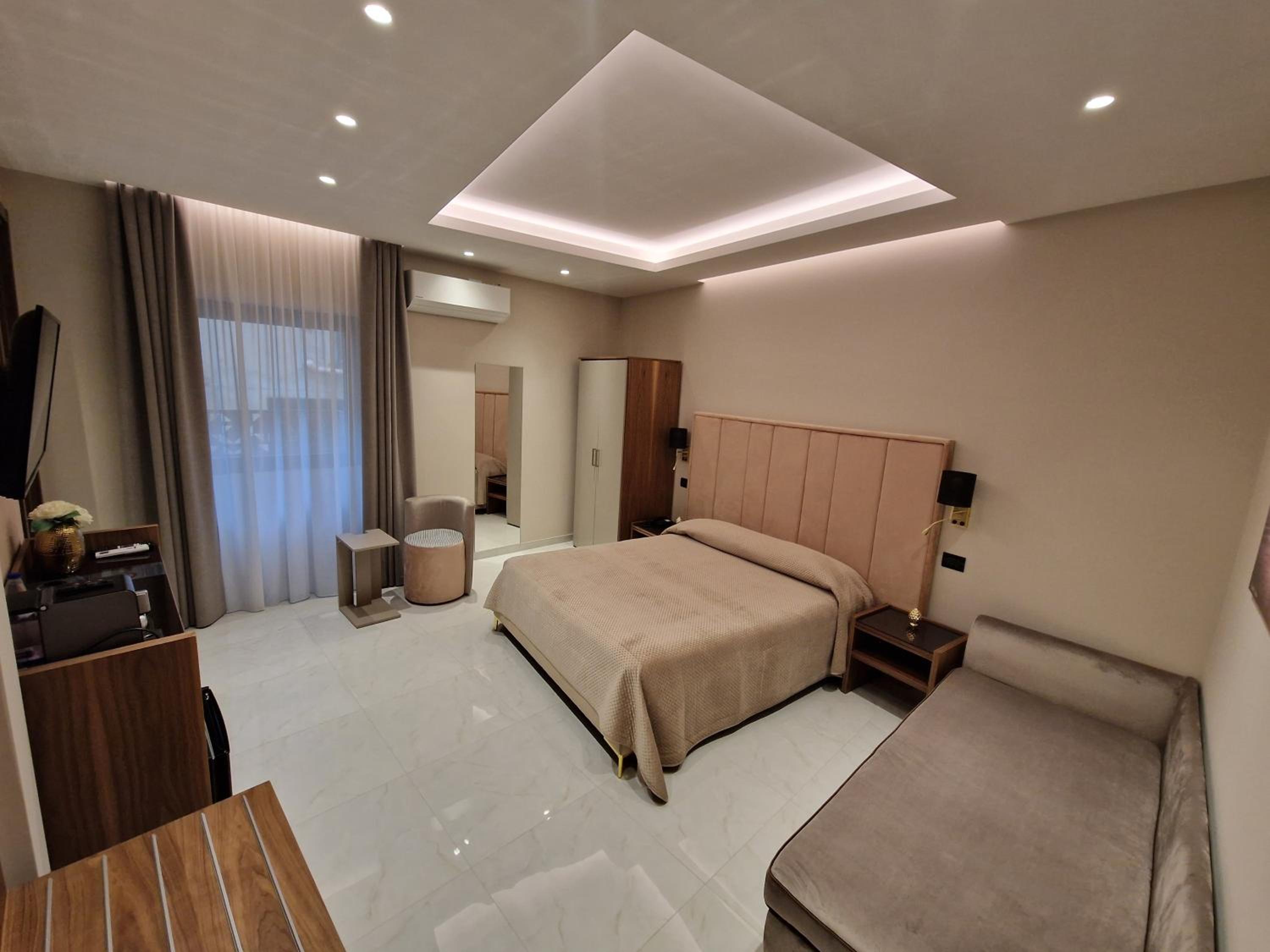 Superior Queen Room photo 1