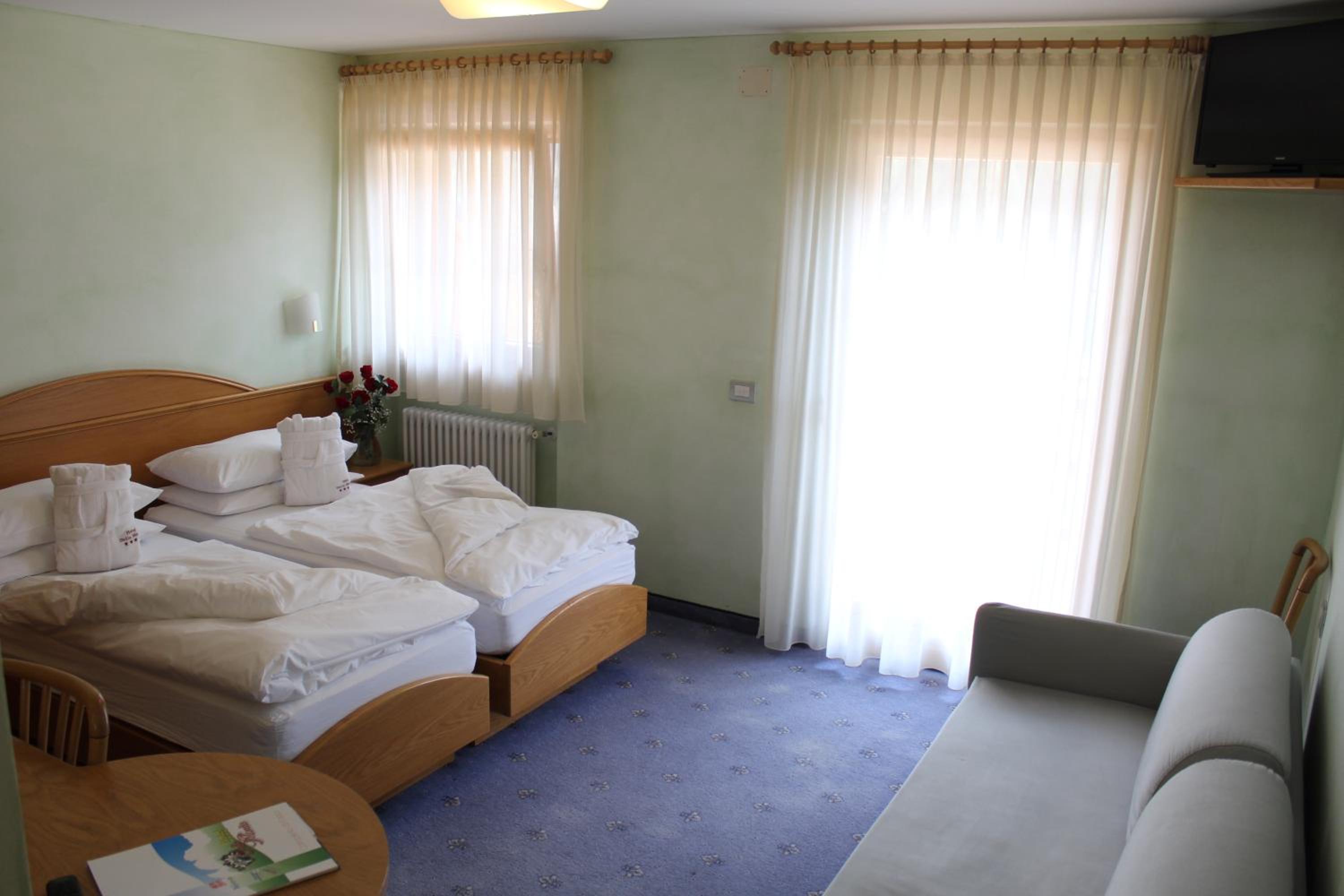 Double Room - Photo 4