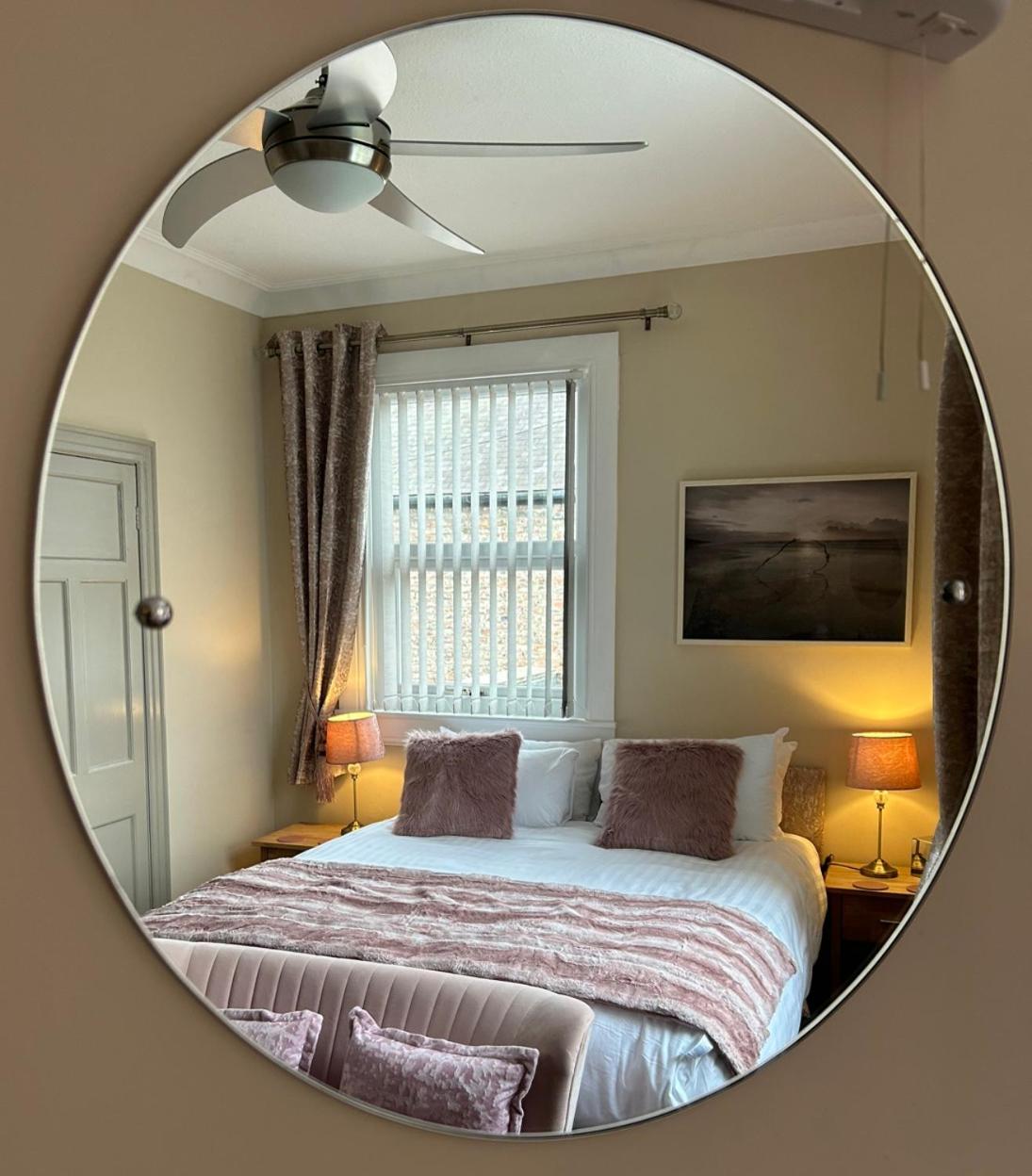 King Room with Ensuite - Photo 23