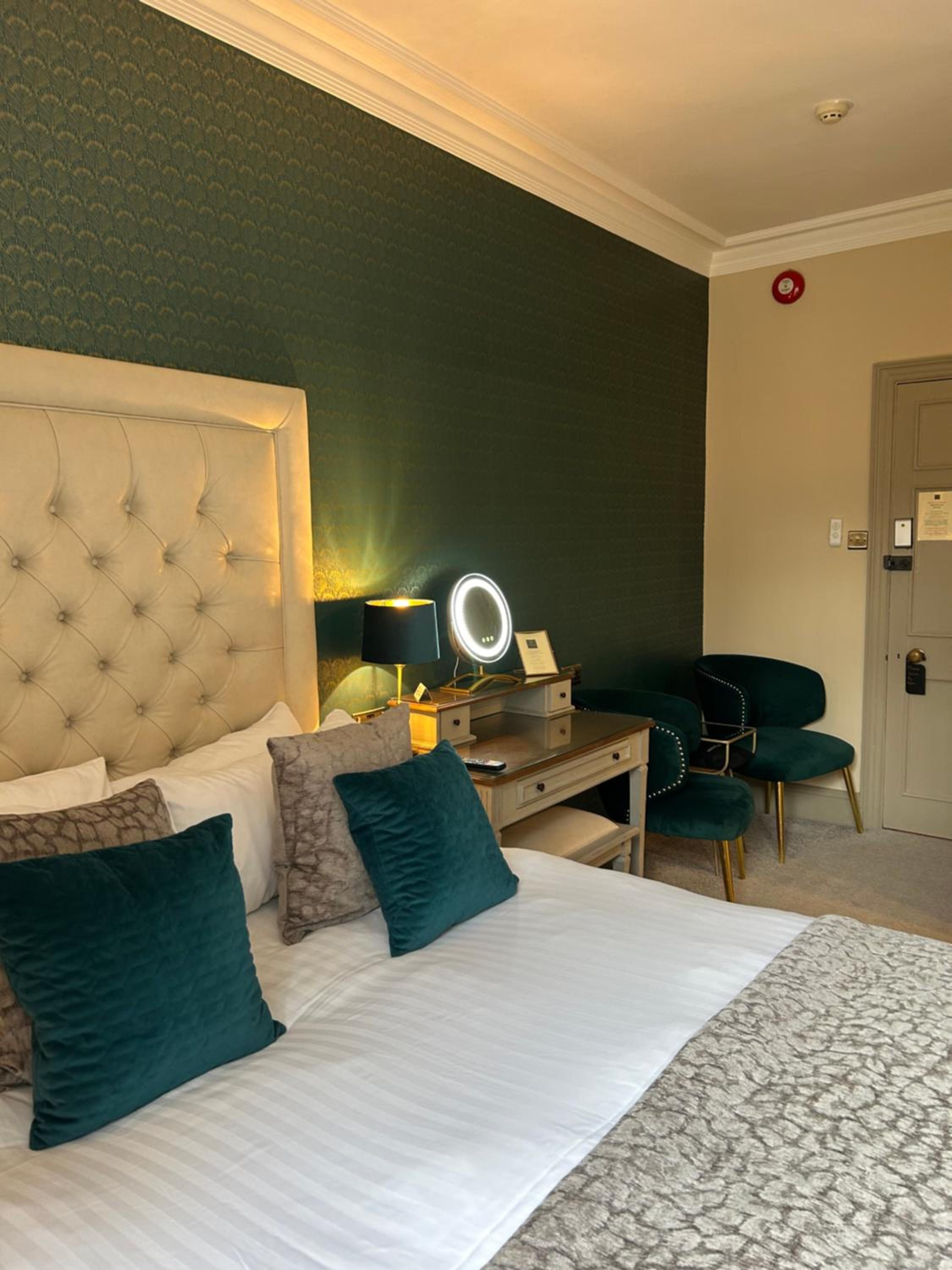 King Room with Ensuite - Photo 27