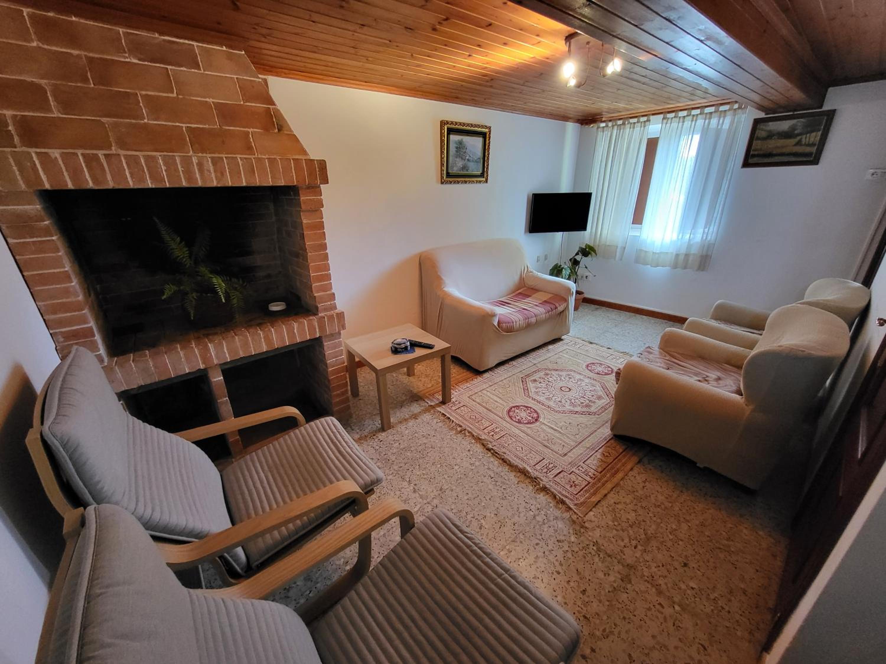 Casa de cuatro habitaciones