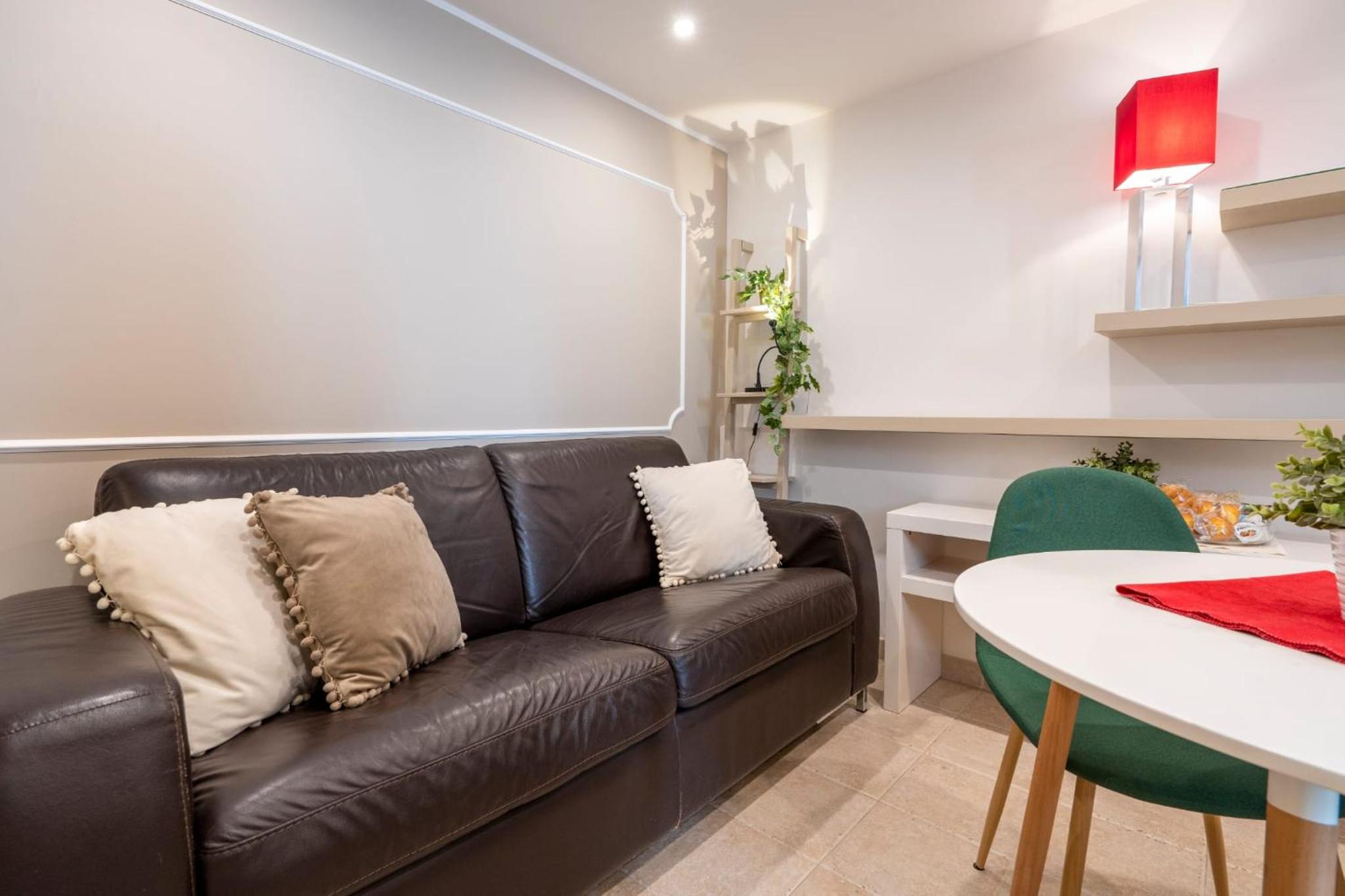 Apartment - Ground Floor photo 2