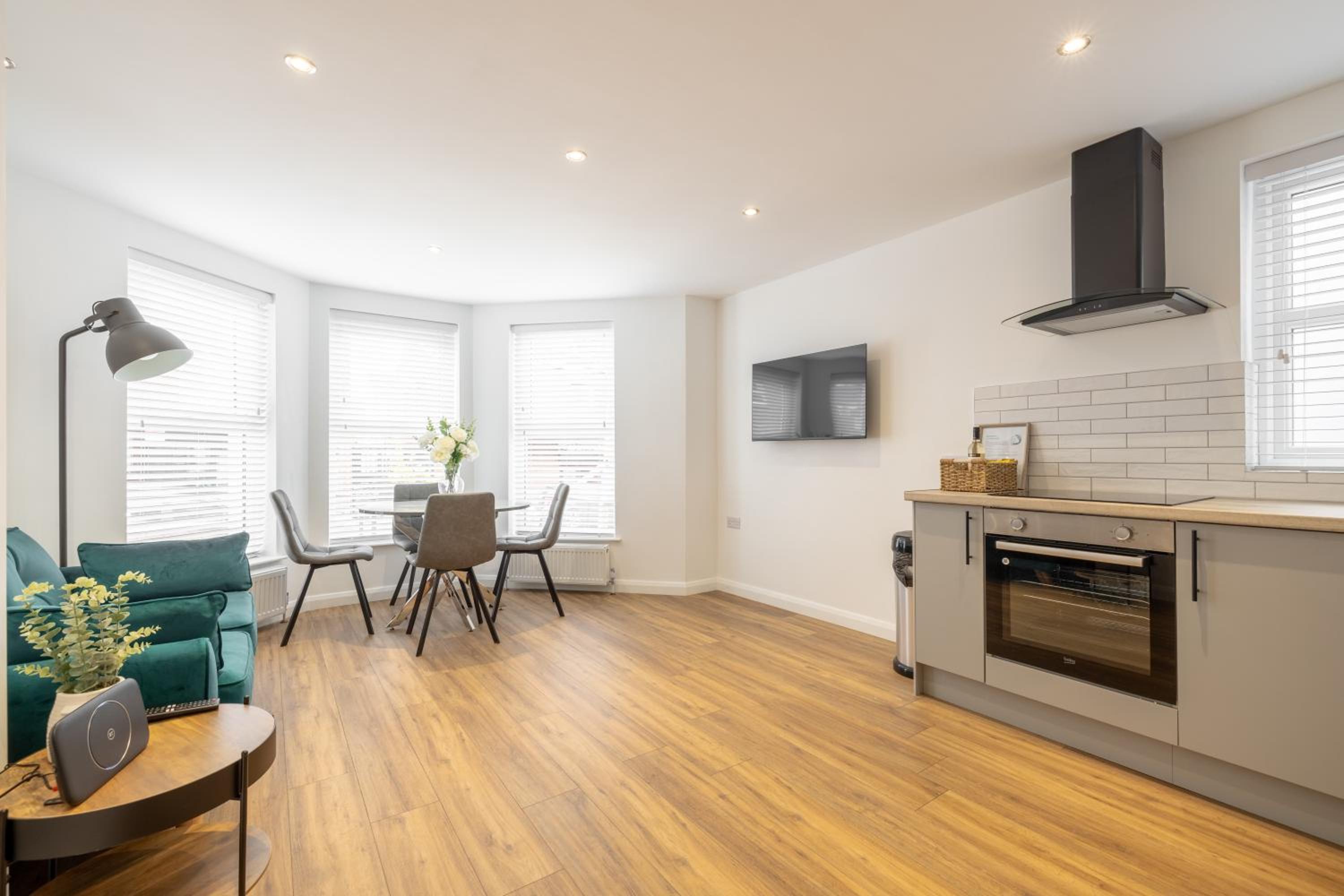 Apartment - Ground Floor photo 3