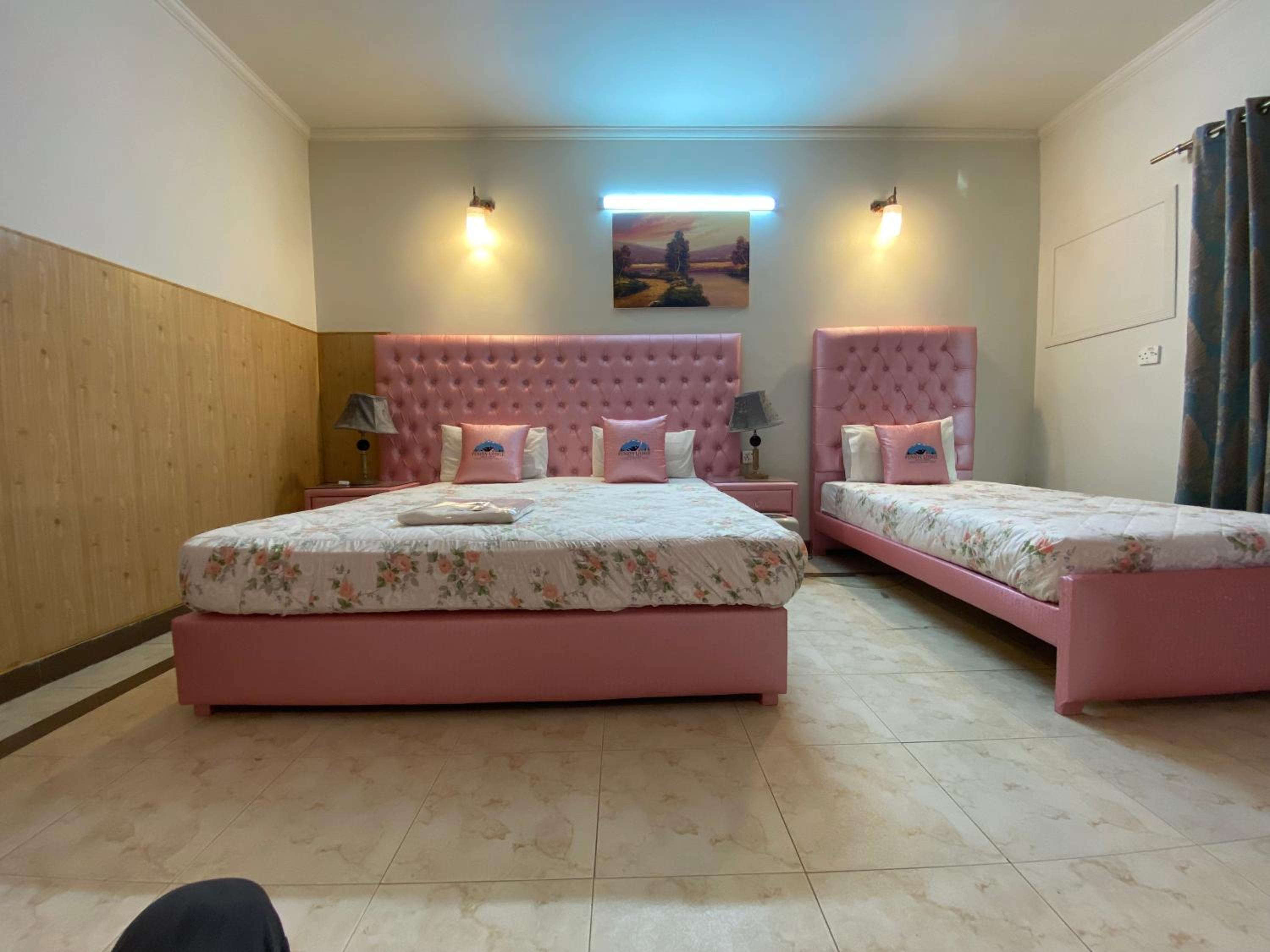 Deluxe Triple Room - Photo 8