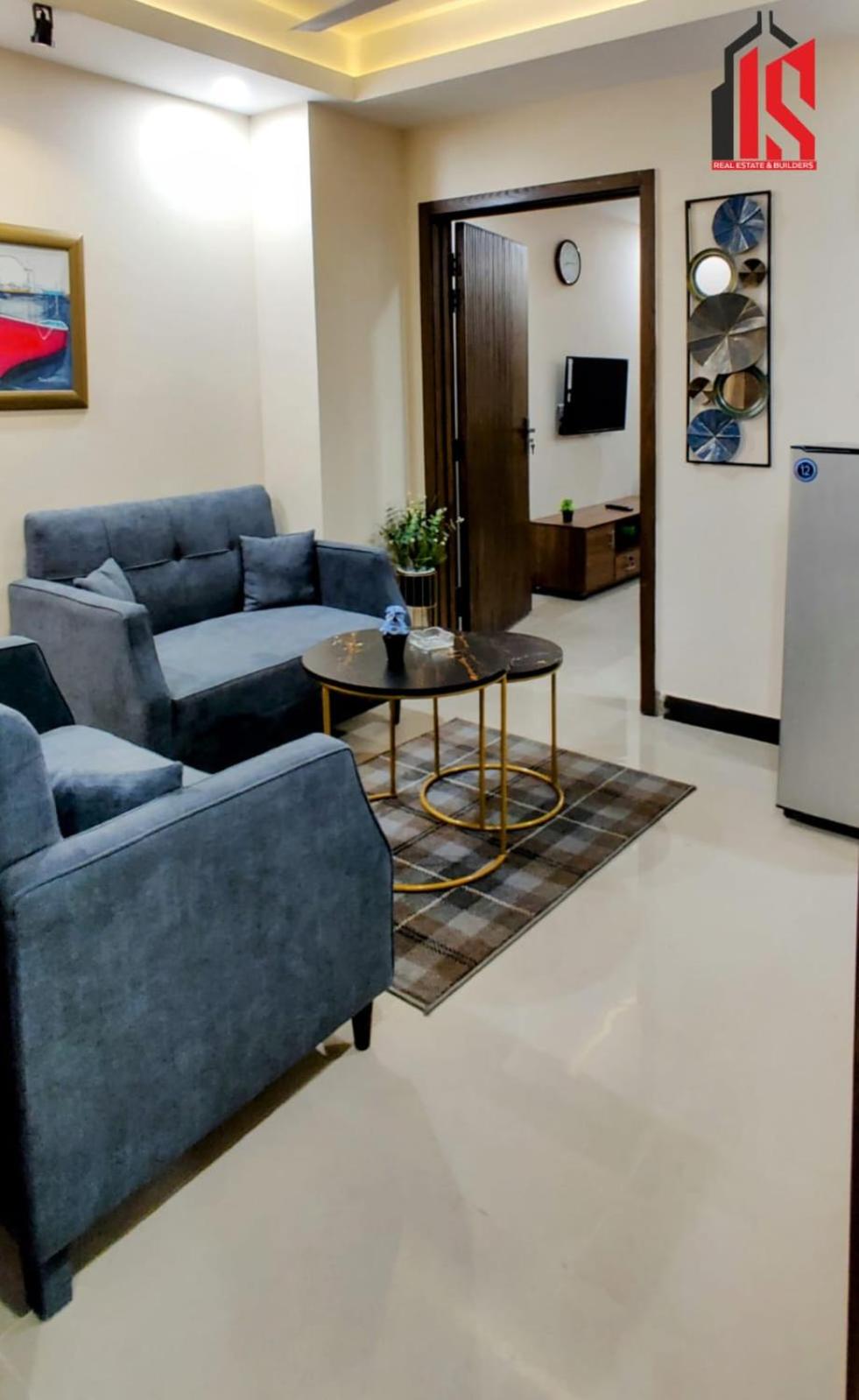 One-Bedroom Apartment photo 2