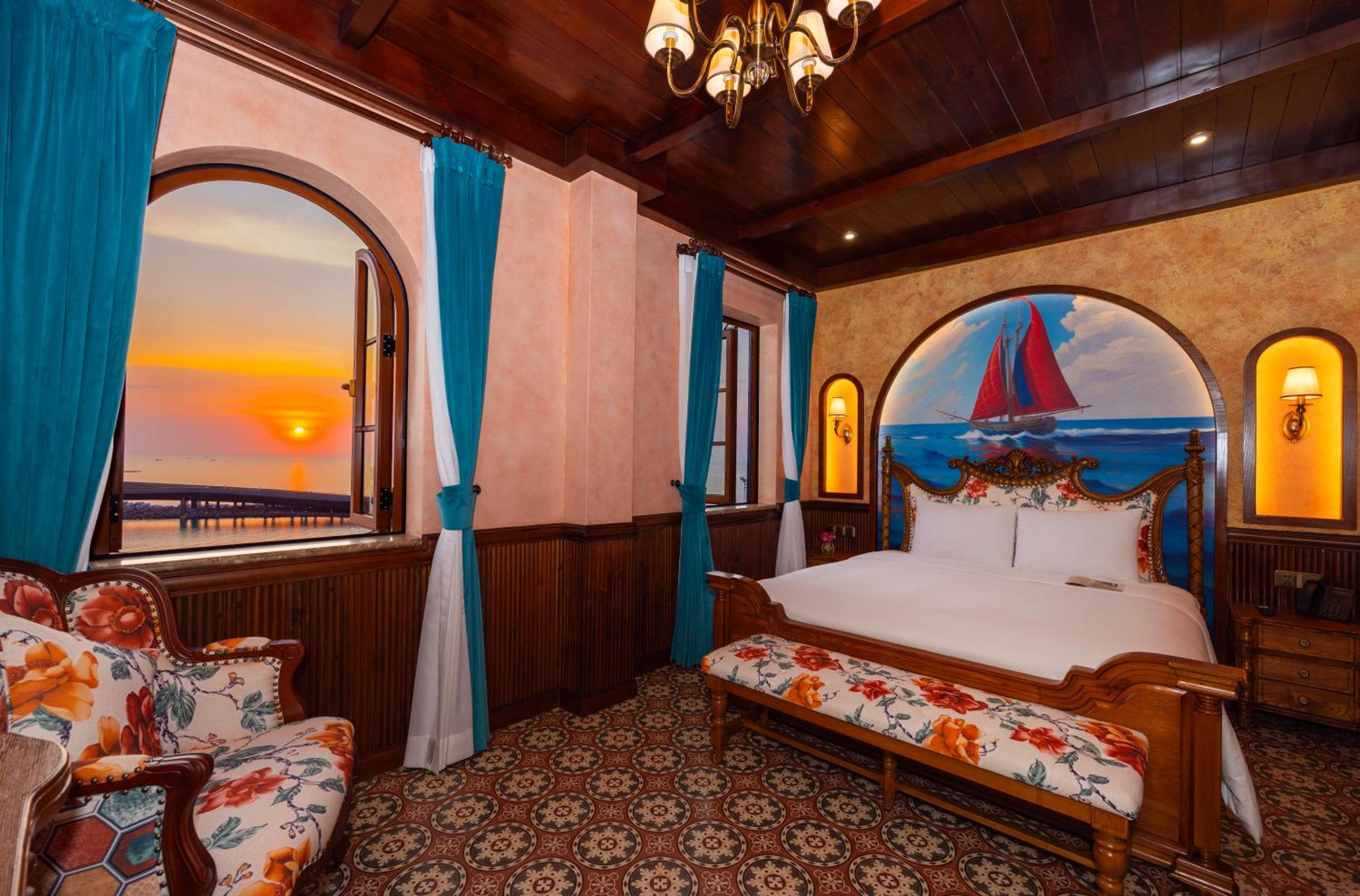 Mare Amoris, Ocean View, 1 King Bed with Window - Photo 8