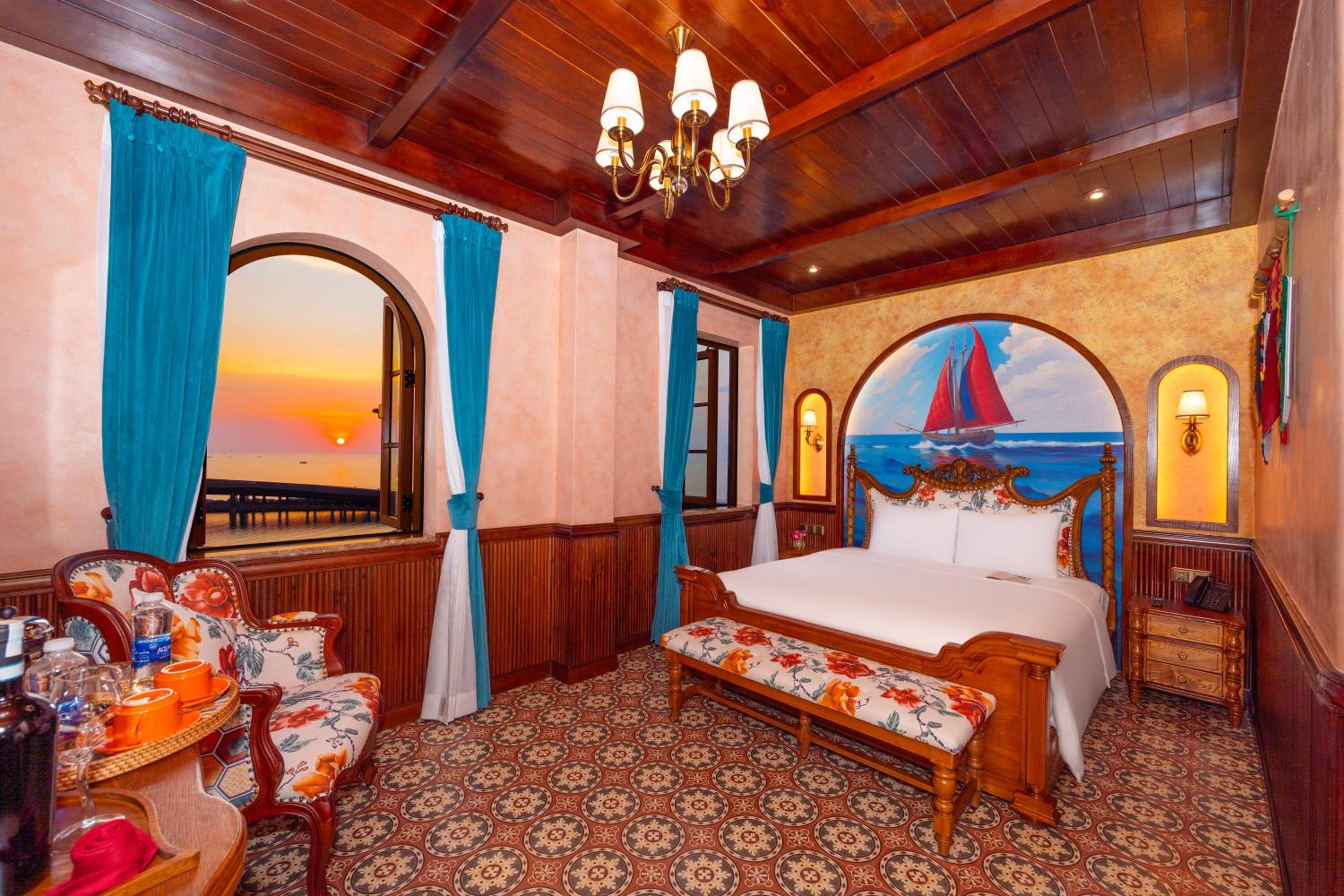 Mare Amoris, Ocean View, 1 King Bed with Window - Photo 9