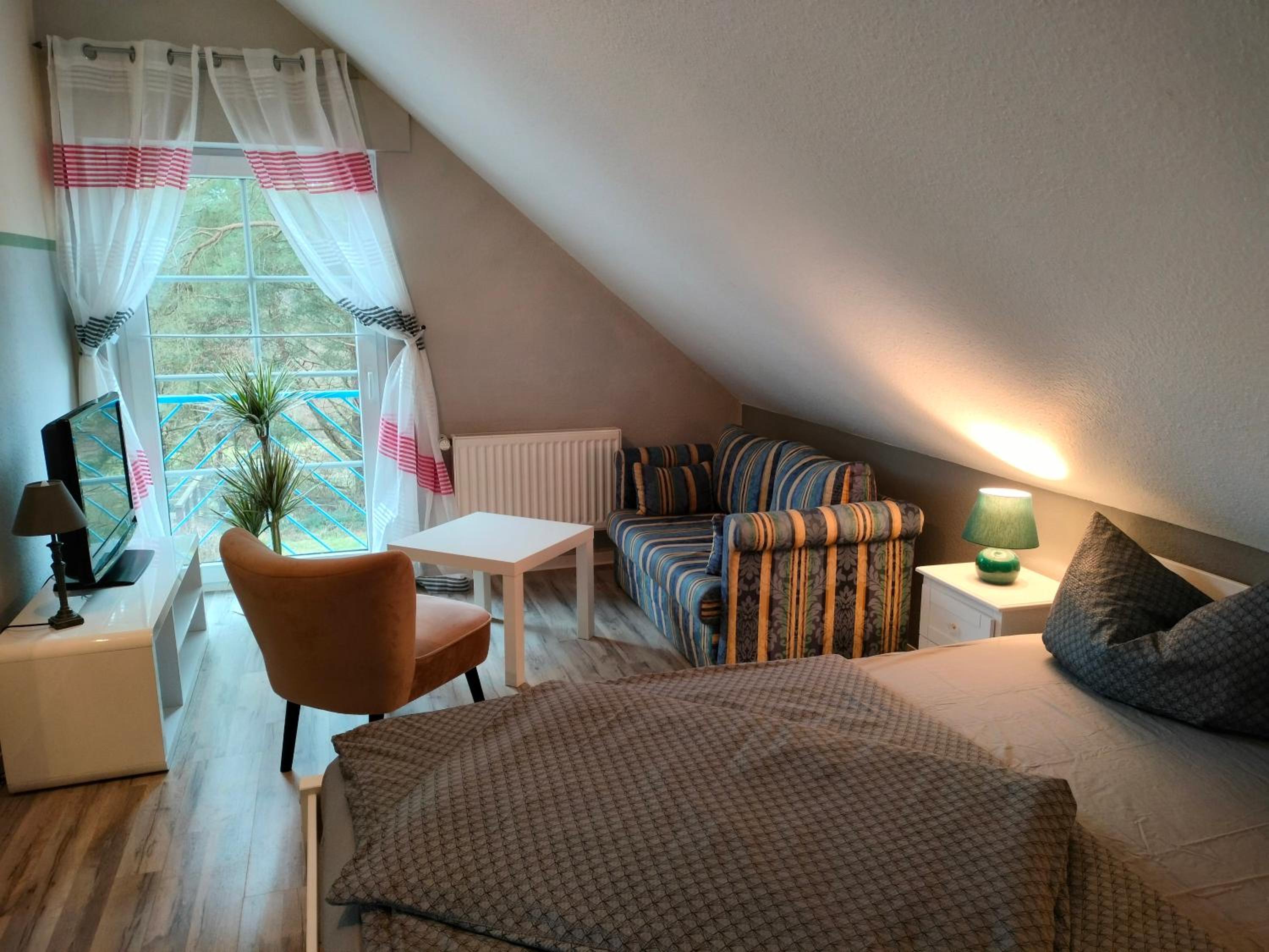 Two-Bedroom House photo 3