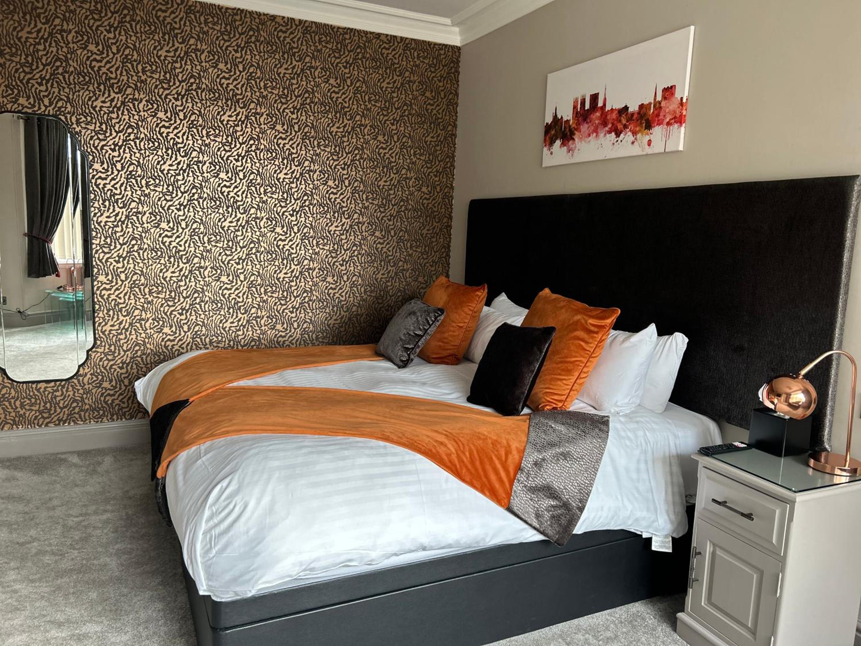 Superior Deluxe Double or Twin Room  - Photo 10