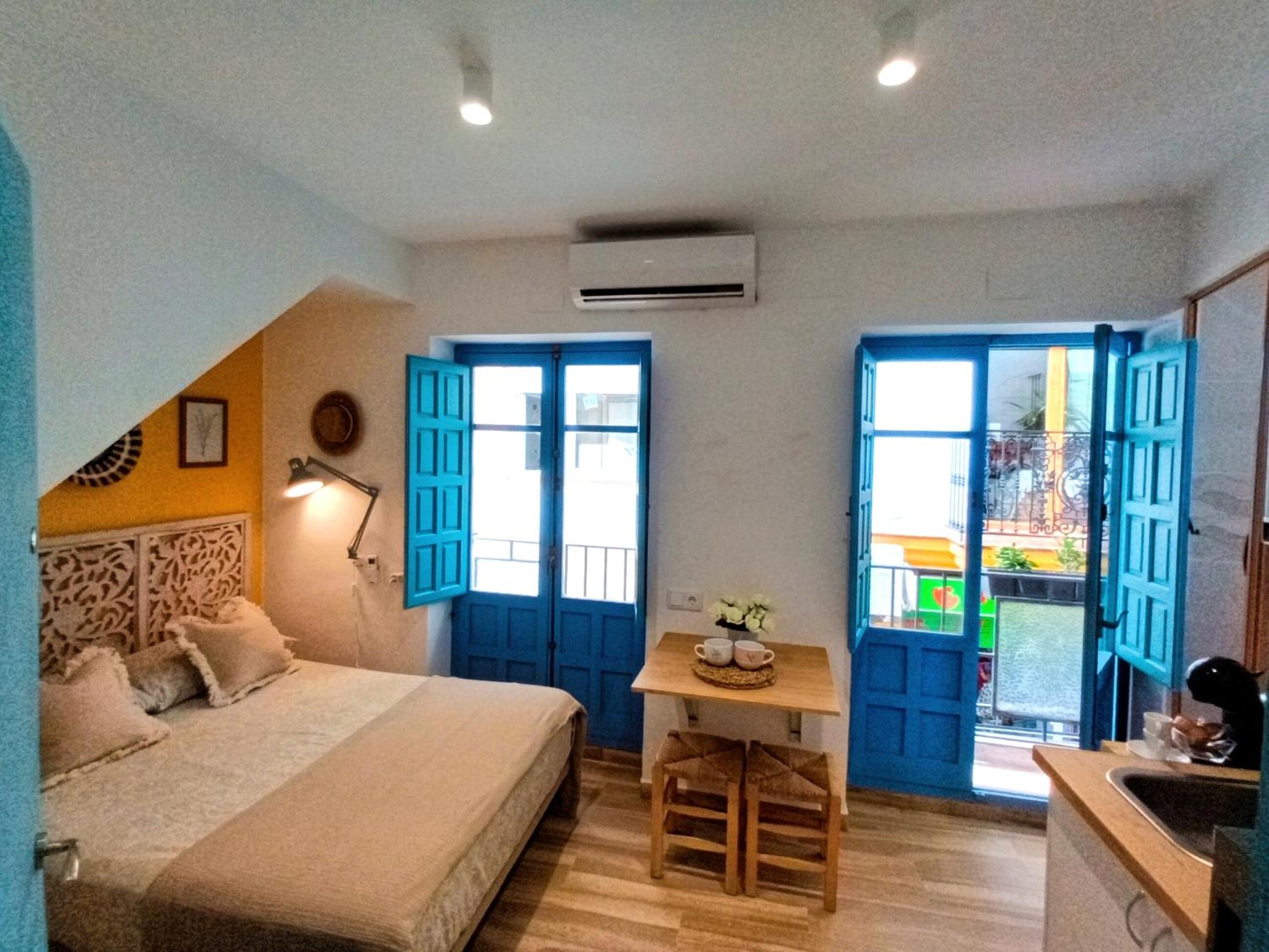 Estudio con Balcón