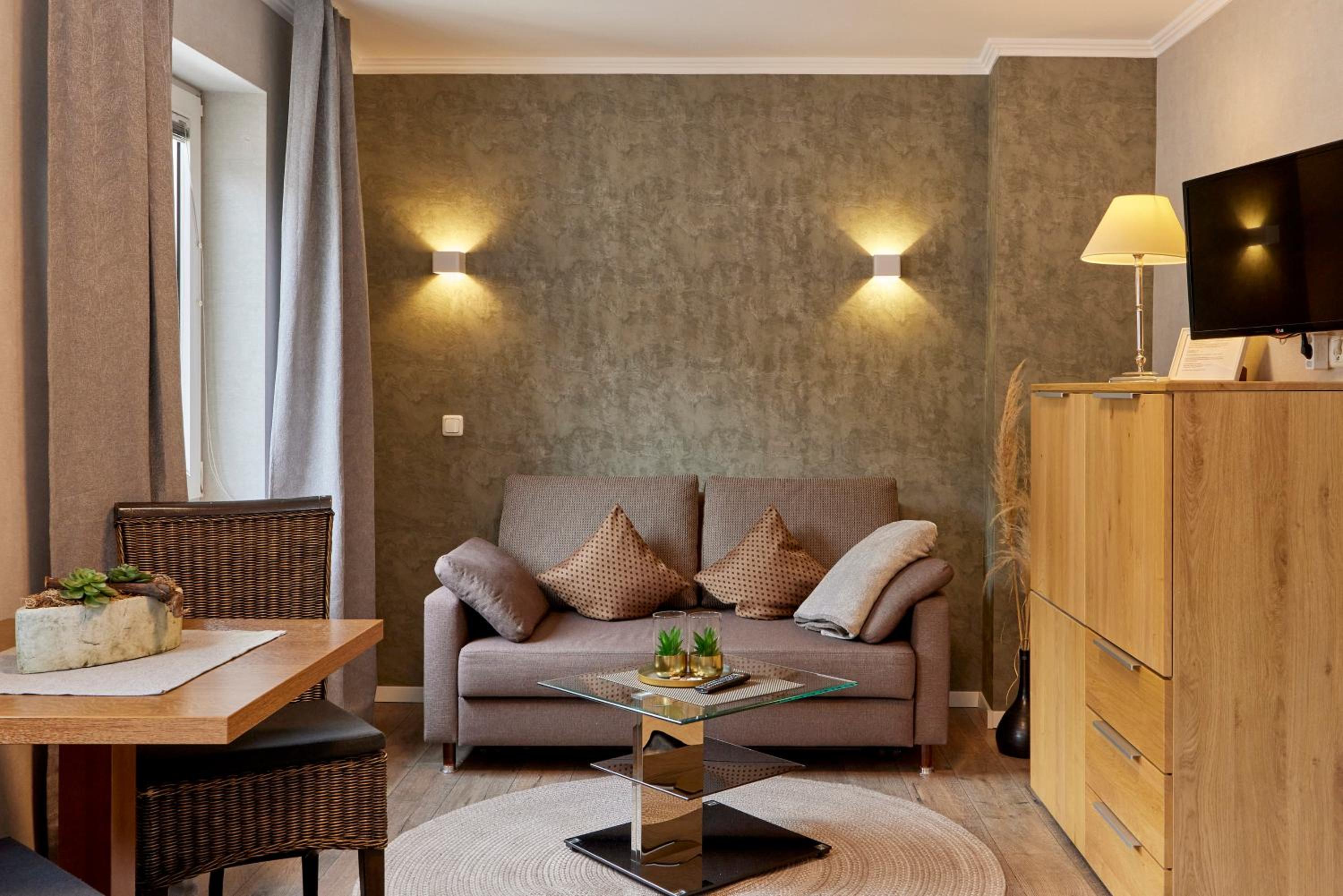 Family Suite - Photo 10