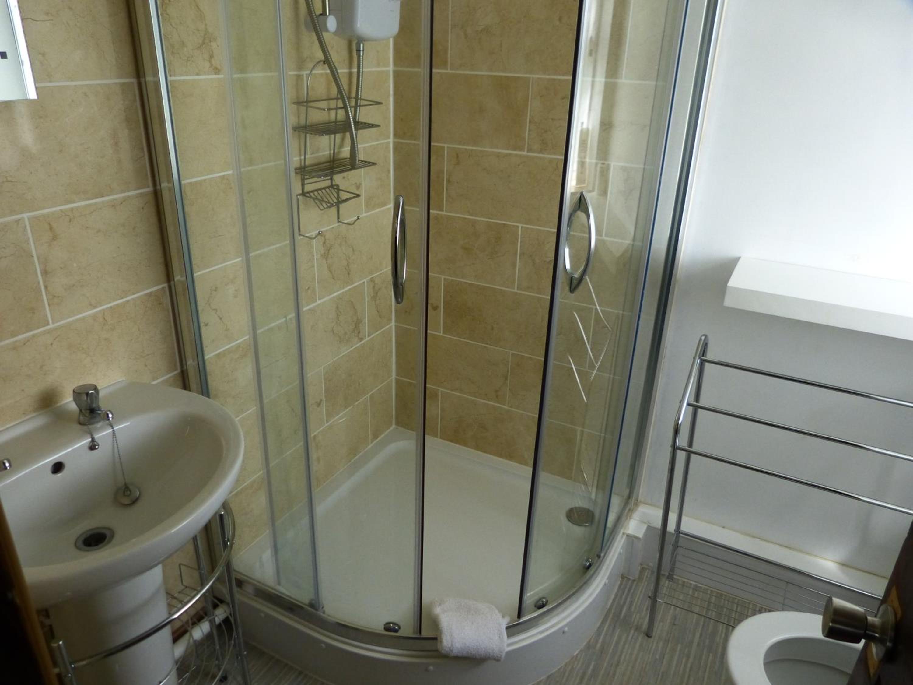 Family Room with Shower photo 2