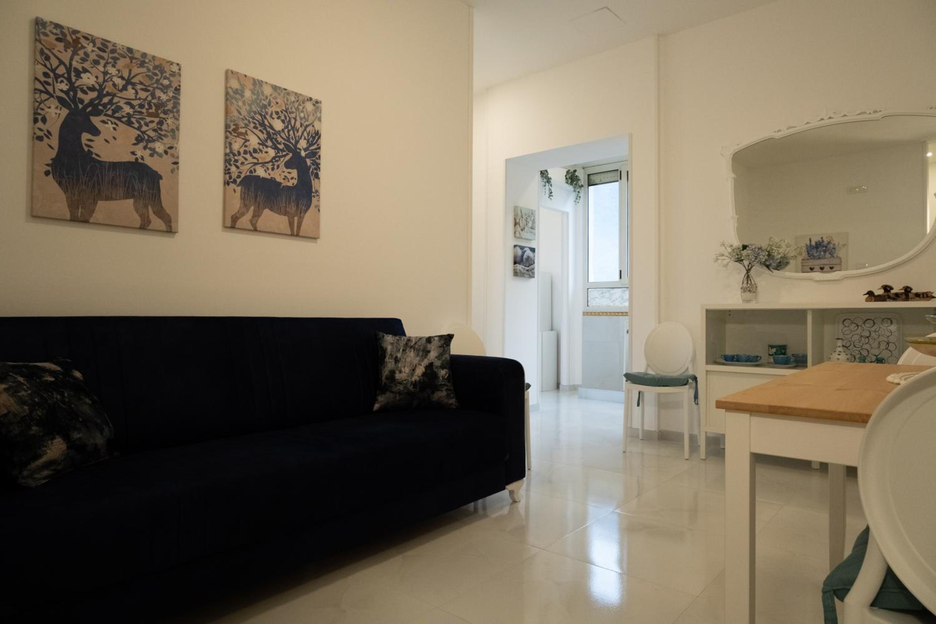 Apartment with Mountain View photo 3