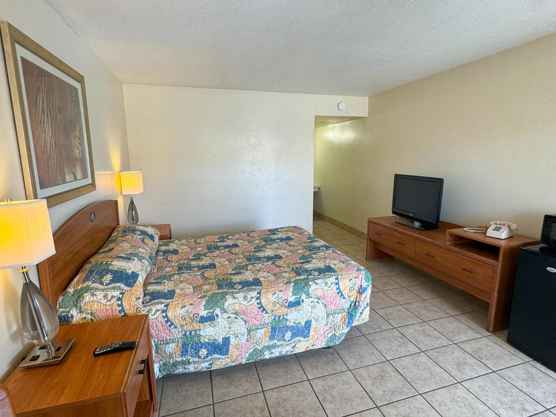 Queen Room photo 3