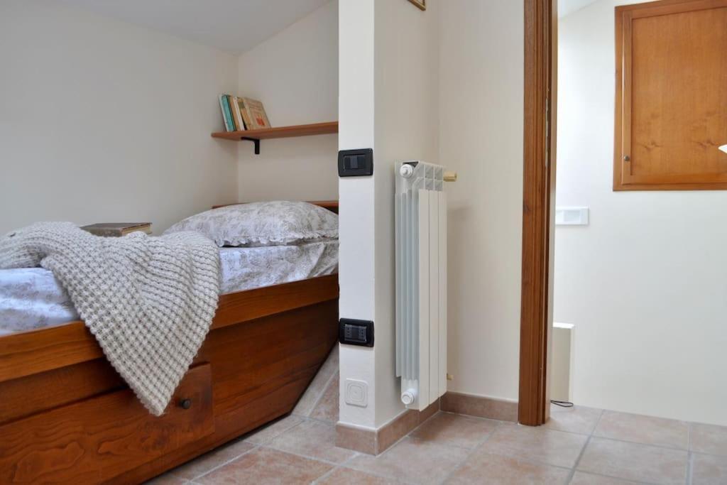 Three-Bedroom Apartment photo 1