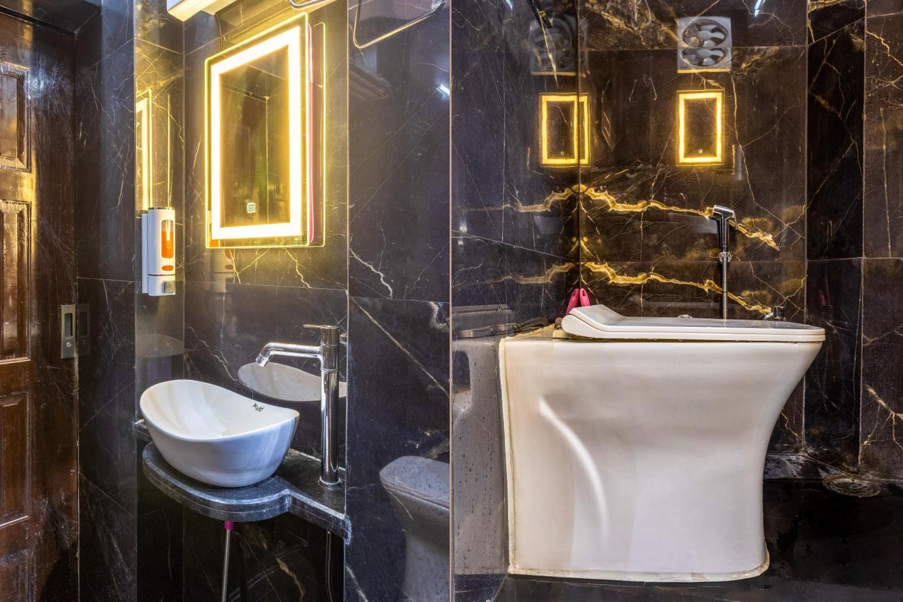 Double Room With Private Bathroom photo 2