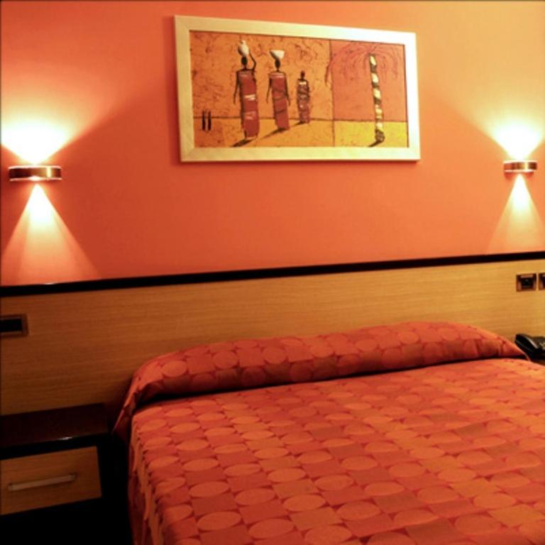 Double Room (1 Adult) photo 3