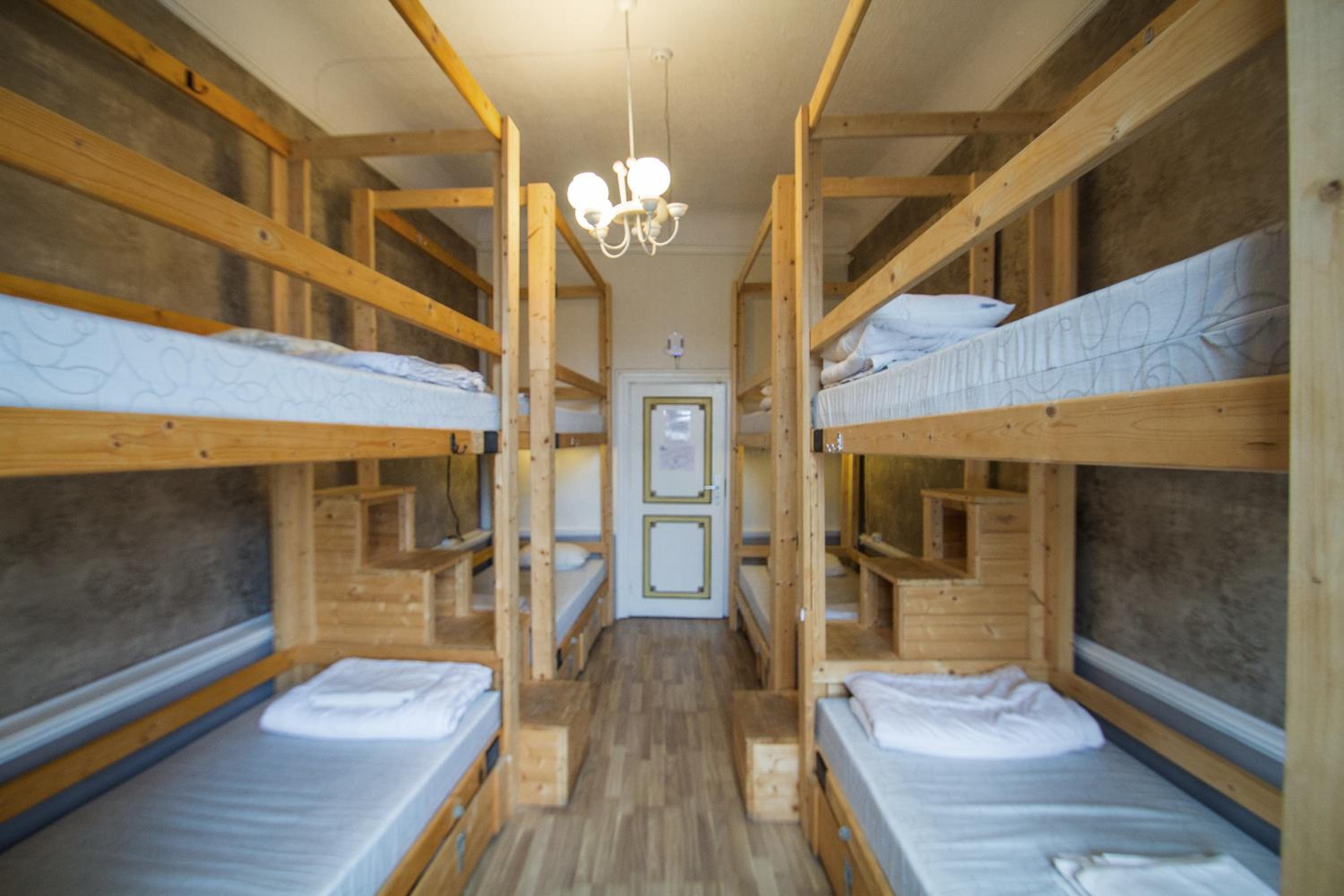 Bed in 8-Bed Mixed Dormitory Room photo 2